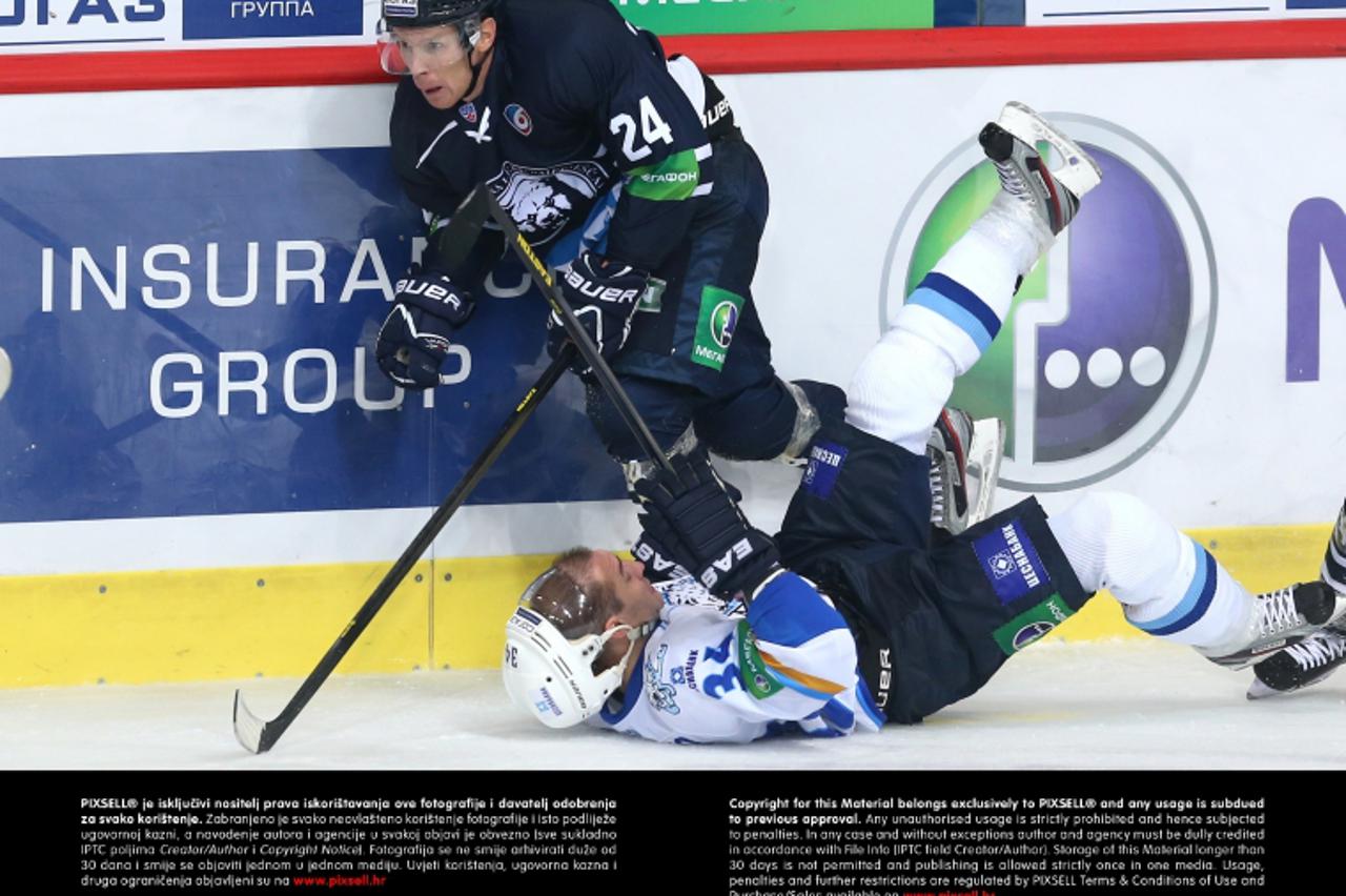 '26.09.2013., Zagreb - Dom sportova, 11. kolo KHL, kontinentalne hokejaske lige, KHL Medvescak - Baris. Willsie Brian, Rudenko Konstantin. Photo: Sanjin Strukic/PIXSELL'