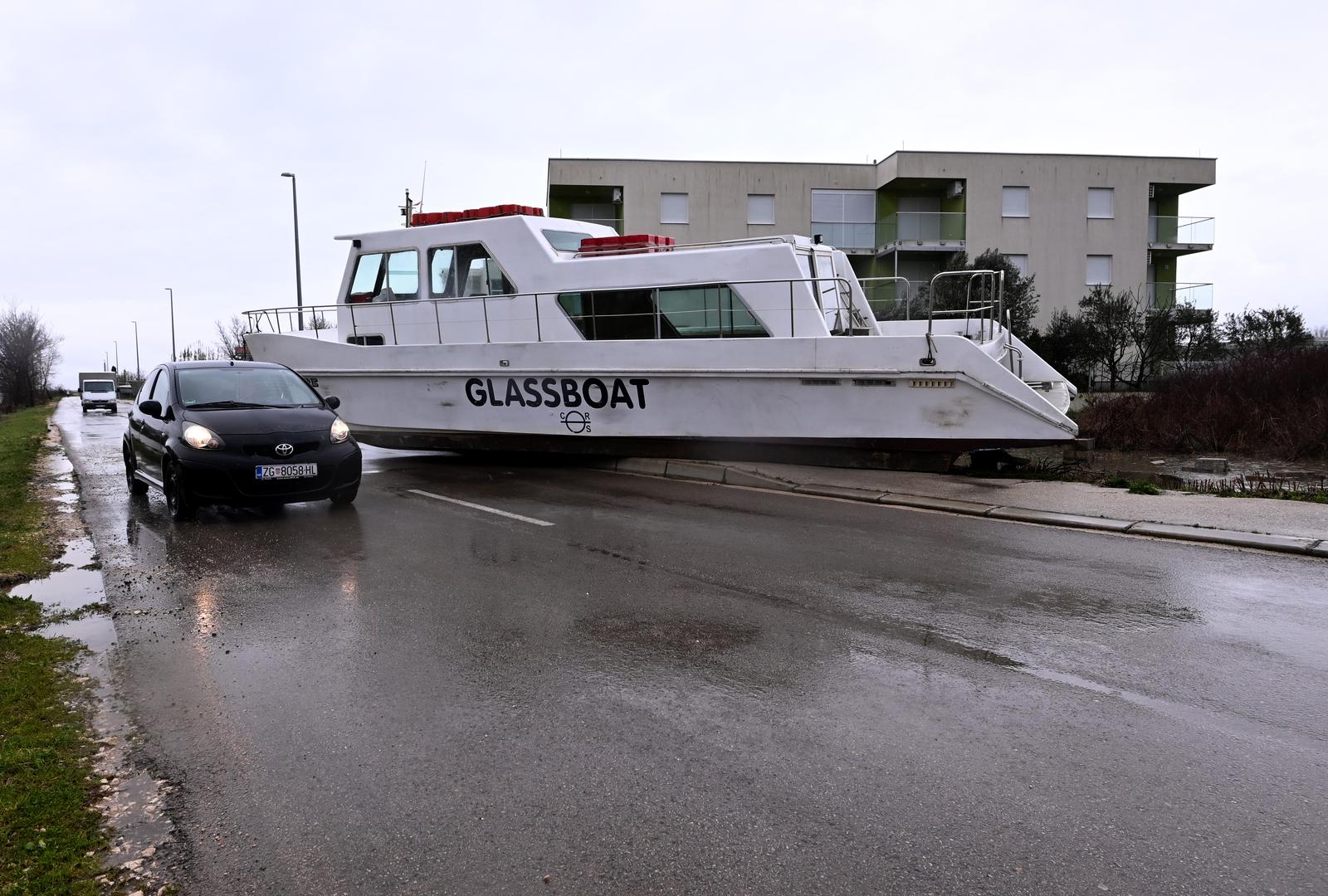 11.03.2024., Zadar - Posljedice jakjon nevremena i kise koja je pala 164 litre po cetvornom metru. Photo: Dino Stanin/PIXSELL