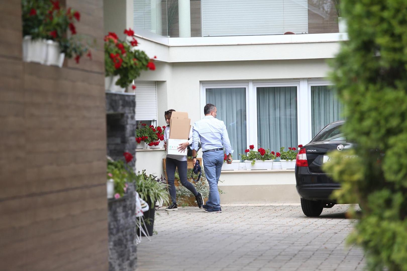 18.09.2020., Velika Gorica - Pretres kuce gradonacelnika Velike Gorice Drazena Barisica, osumnjicenog u slucaju Janaf. 

Photo: Matija Habljak/PIXSELL