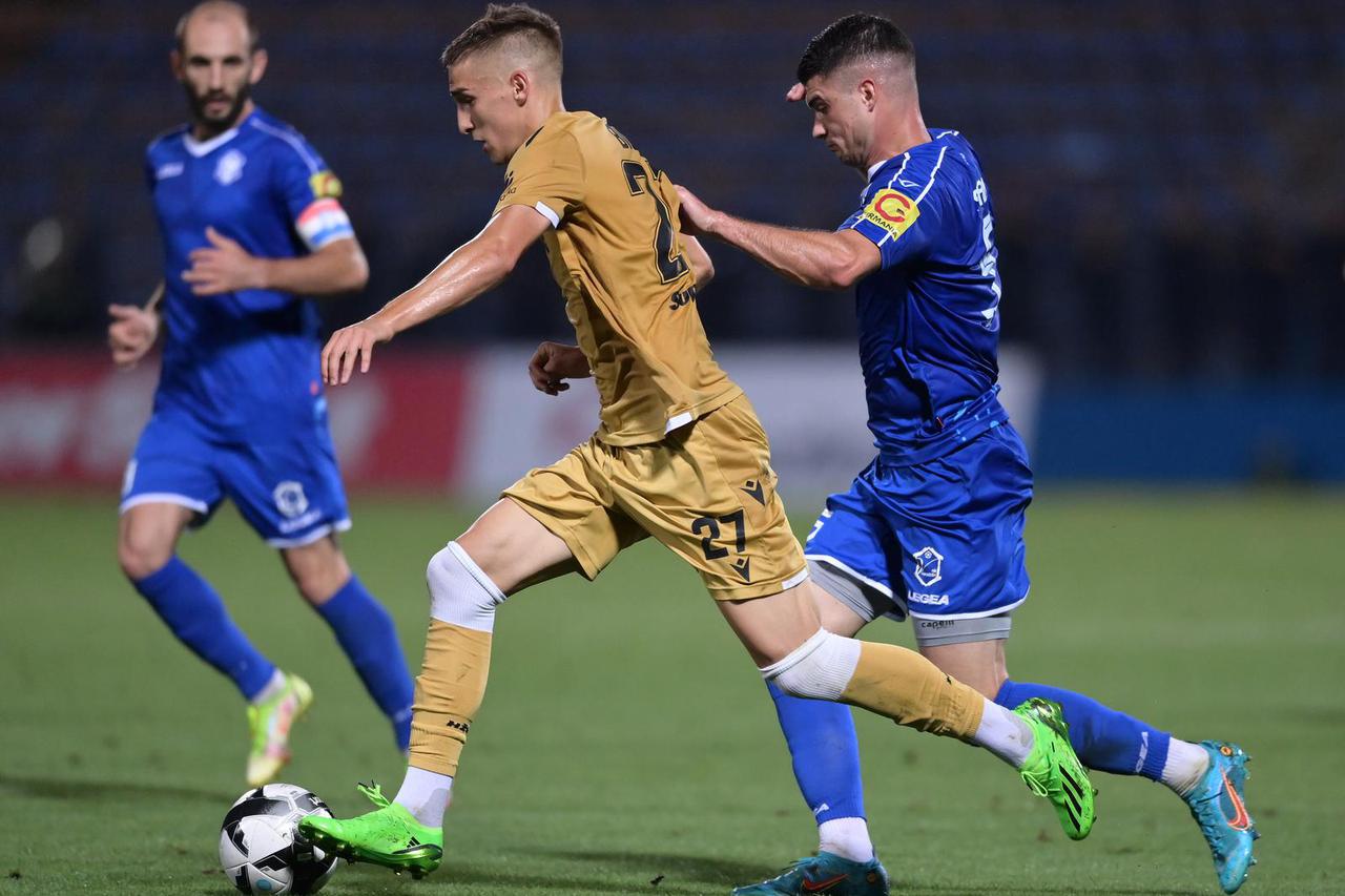 Hajduk je u 3. kolu SuperSport HNL-a na gostovanju svladao Varaždin 2:0