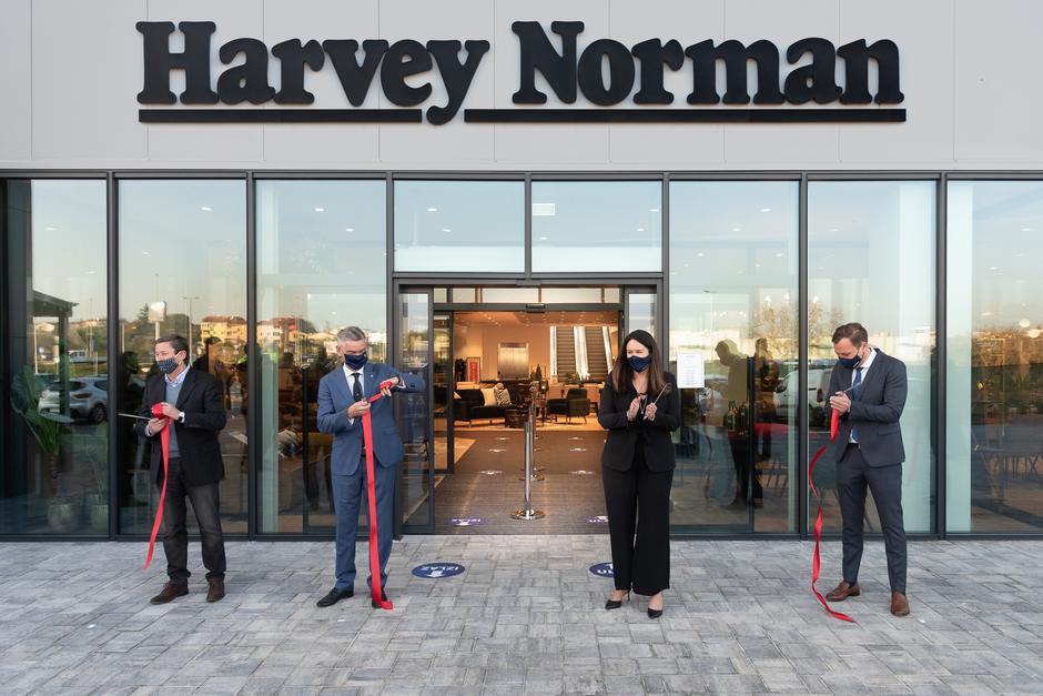 Harvey Norman