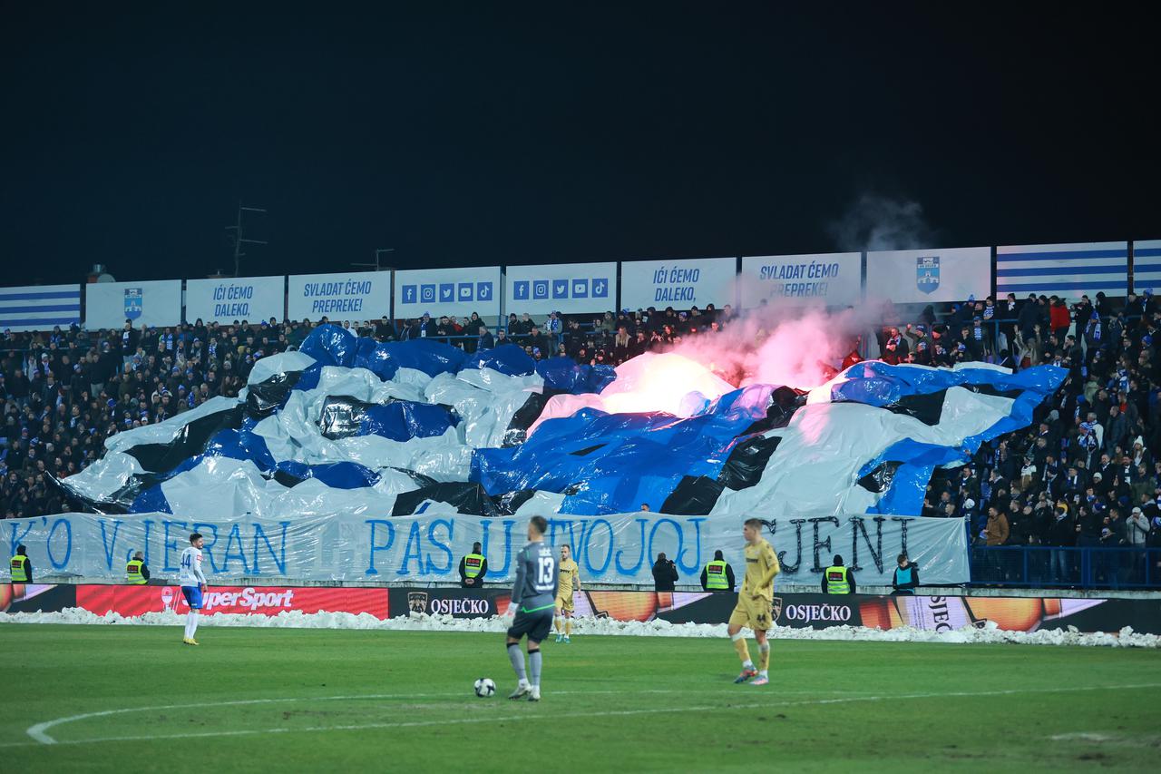 Osijek i Hajduk sastali se u četvrtfinale SuperSport Hrvatskog nogometnog kupa