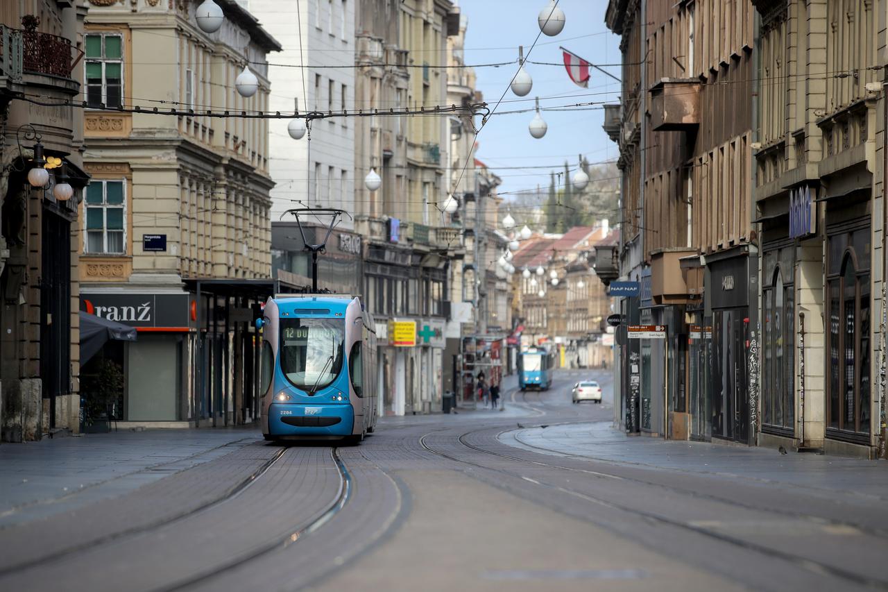 Zagreb: Prazan centar grada na uskrsnje jutro