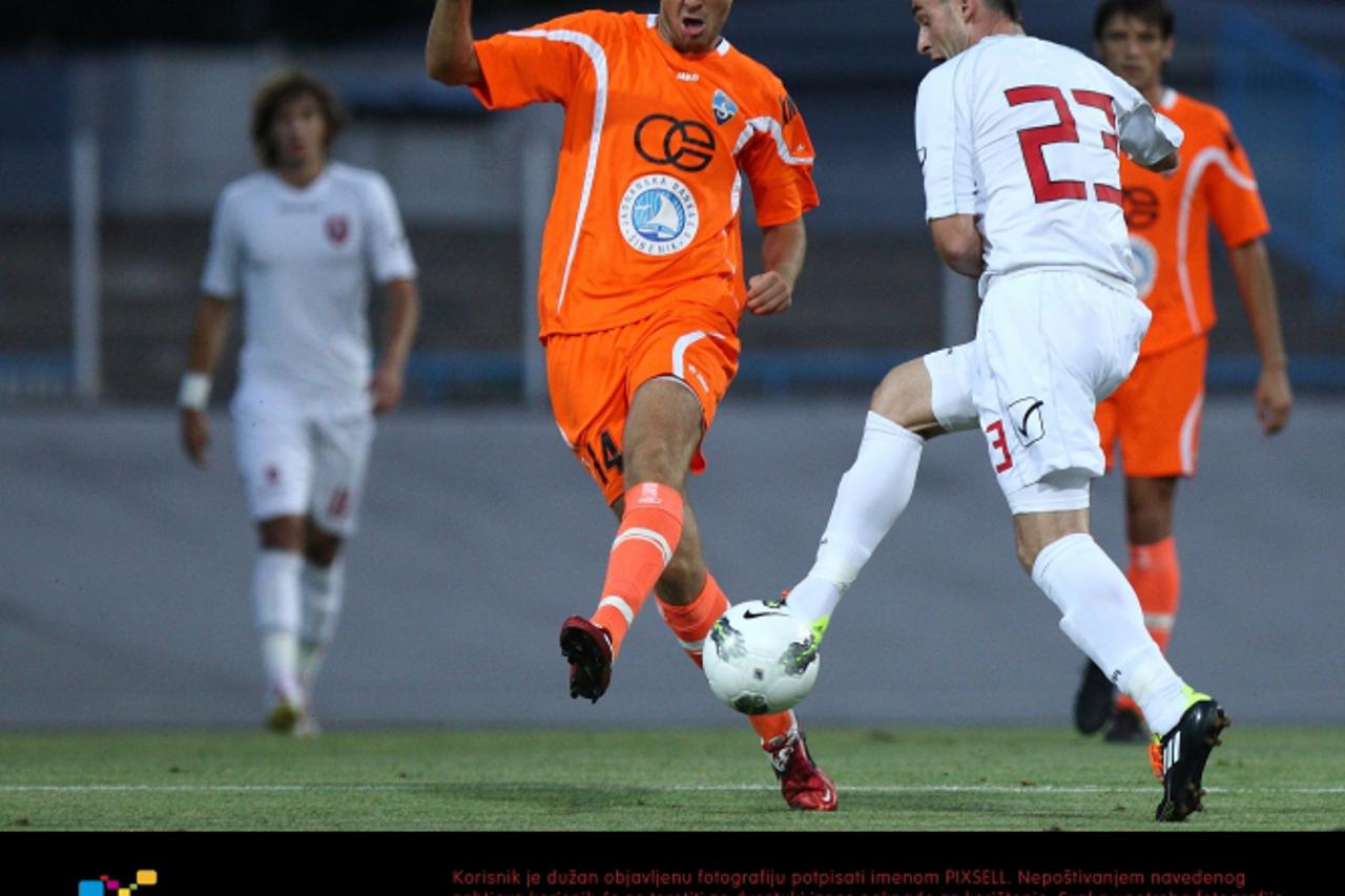 '16.09.2011.,stadion NK Zagreb, Zagreb - 1. HNL, 8. kolo, NK Zagreb - NK Sibenik. Vedran Celiscak, Dario Kristo Photo: Davor Puklavec/PIXSELL'