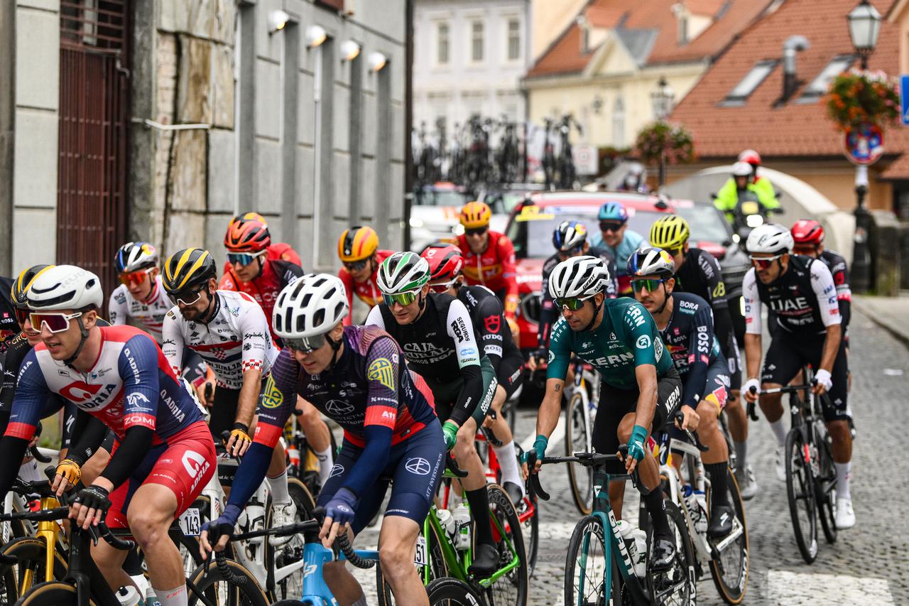 Završna, šesta etapa biciklističke utrke Cro Race Sveta Nedjelja - Zagreb