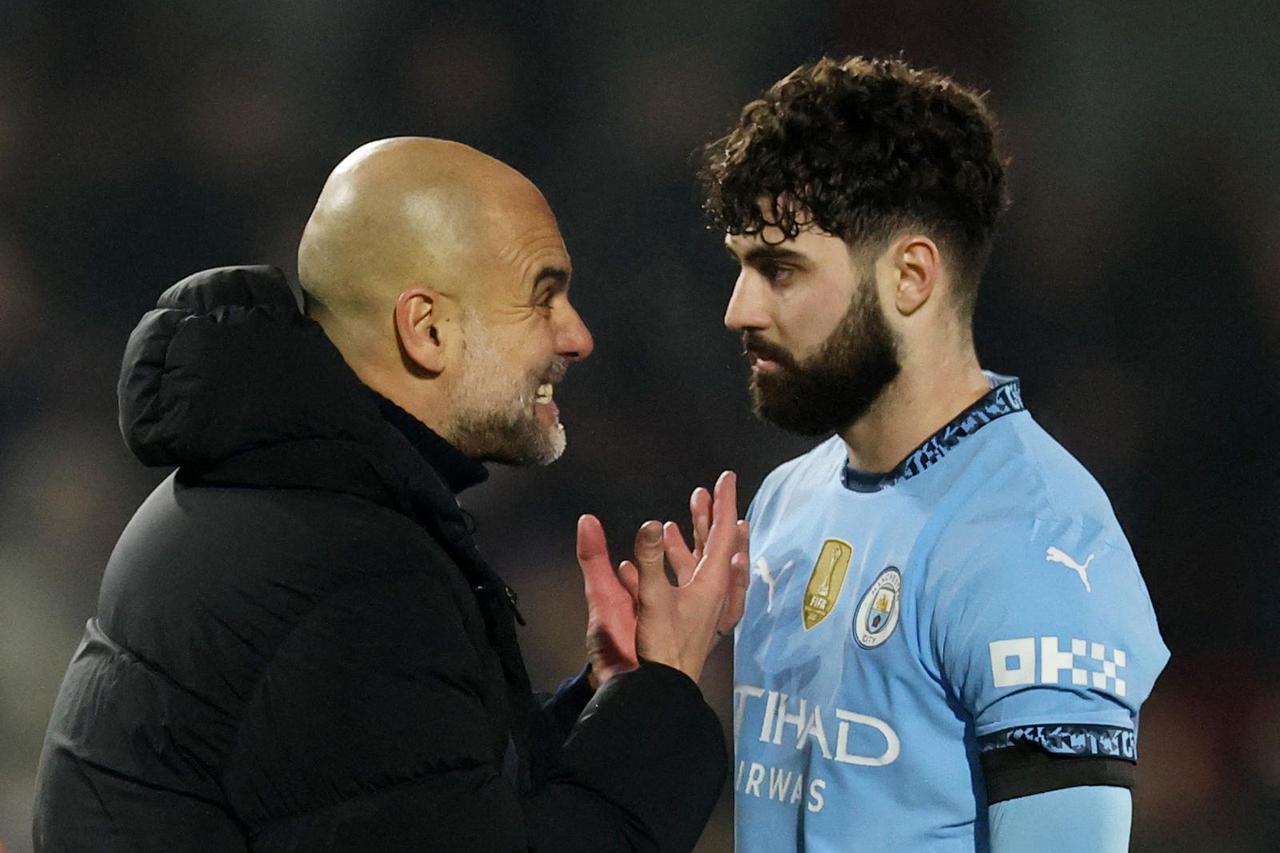 Premier League - Brentford v Manchester City