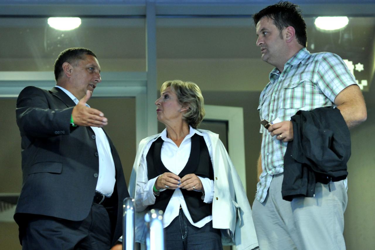 '24.07.2010., Stadion Maksimir, Zagreb - Nogometna utakmica 1. kola T-Com HNL izmedju NK Dinamo i NK Hrvatski dragovoljac. Ivica Perkovic, Hloverka Novak Srzic, Andrija Jarak Photo: Marko Lukunic/PIXS