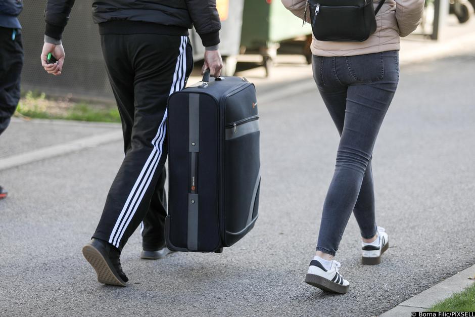 Zagreb: Studenti studentskog doma Cvjetno naselje iseljavaju se iz svojih soba