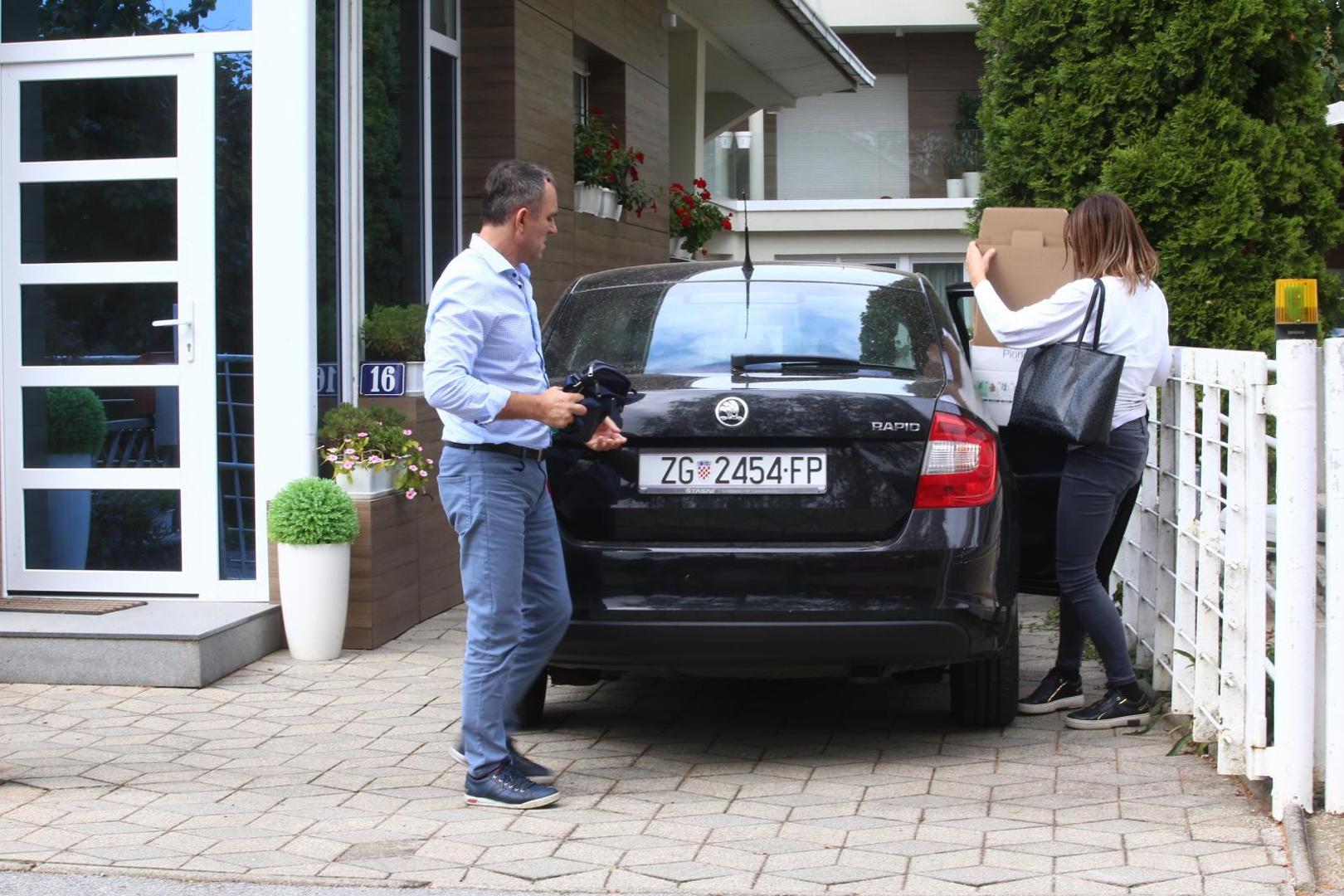 18.09.2020., Velika Gorica - Pretres kuce gradonacelnika Velike Gorice Drazena Barisica, osumnjicenog u slucaju Janaf. 

Photo: Matija Habljak/PIXSELL