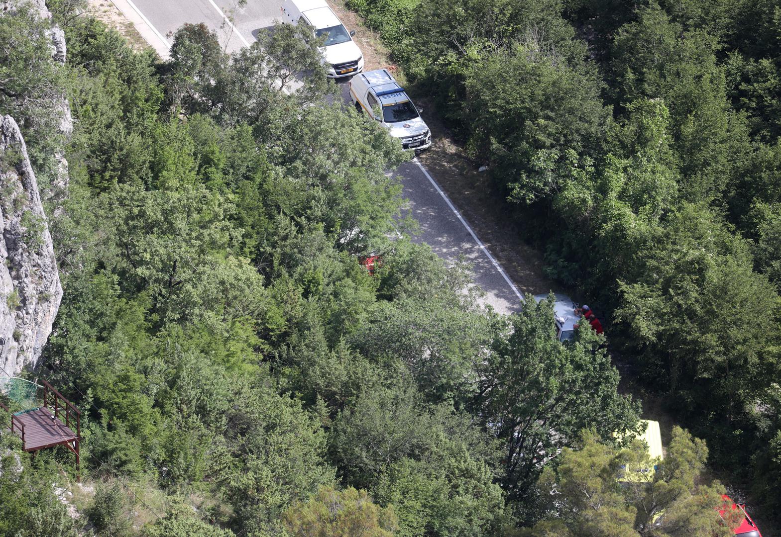 21.06.2023., Pakovo Selo - U kanjonu rijeke Cikole na podrucju Pakova Sela u Sibensko-kninskoj zupaniji srusio se helikopter madjarskih oruzanih snaga koji se u Hrvatskoj nalazi na obuci. Photo: Dusko Jaramaz/PIXSELL