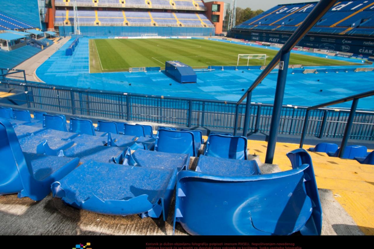 '01.10.2012., Maksimirski stadion,  Zagreb - Za vrijeme jucerasnjeg derbija Dinamo - Hajduk na juznoj tribini unisteno je pedesetak sjedalica.  Photo: Daniel Kasap/PIXSELL'