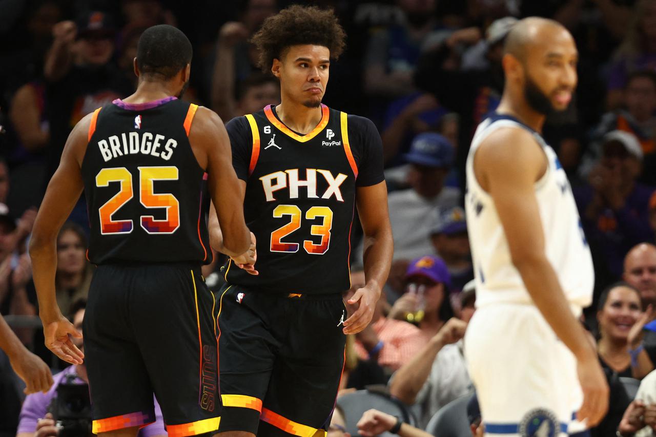 NBA: Minnesota Timberwolves at Phoenix Suns