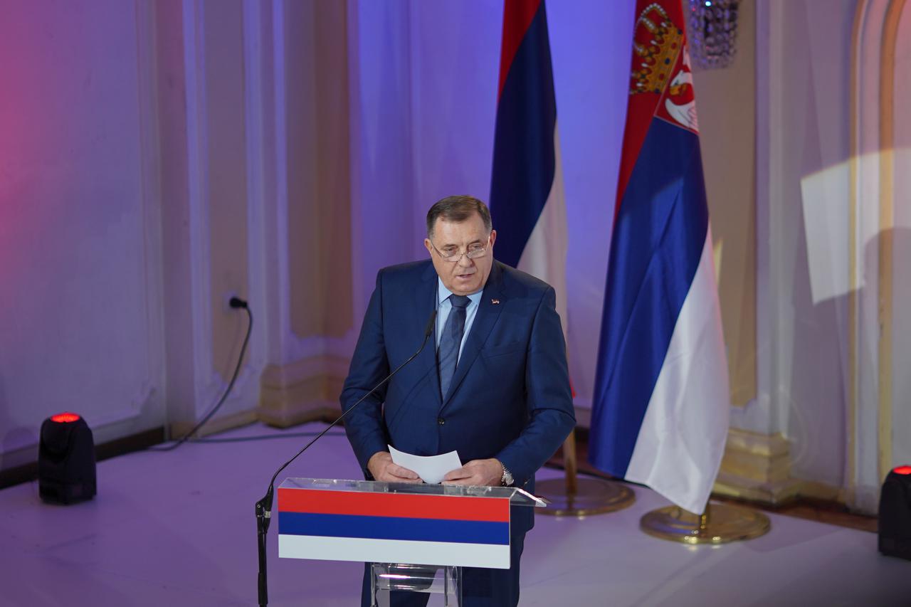 Banja Luka: Dodik odlikovao Vladimira Putina za patriotizam i ljubav prema Republici Srpskoj