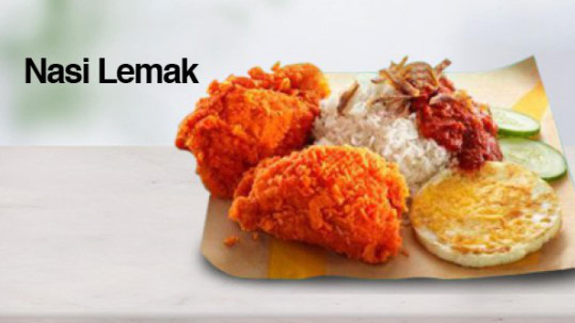 Specifično za Maleziju, kod njih možete probati 'Nasi Lemak', odnosno platu na kojoj se nalazi  riža s kokosom, inćuni, krastavac, jaje na oko i piletina pohana s raznim začinima.