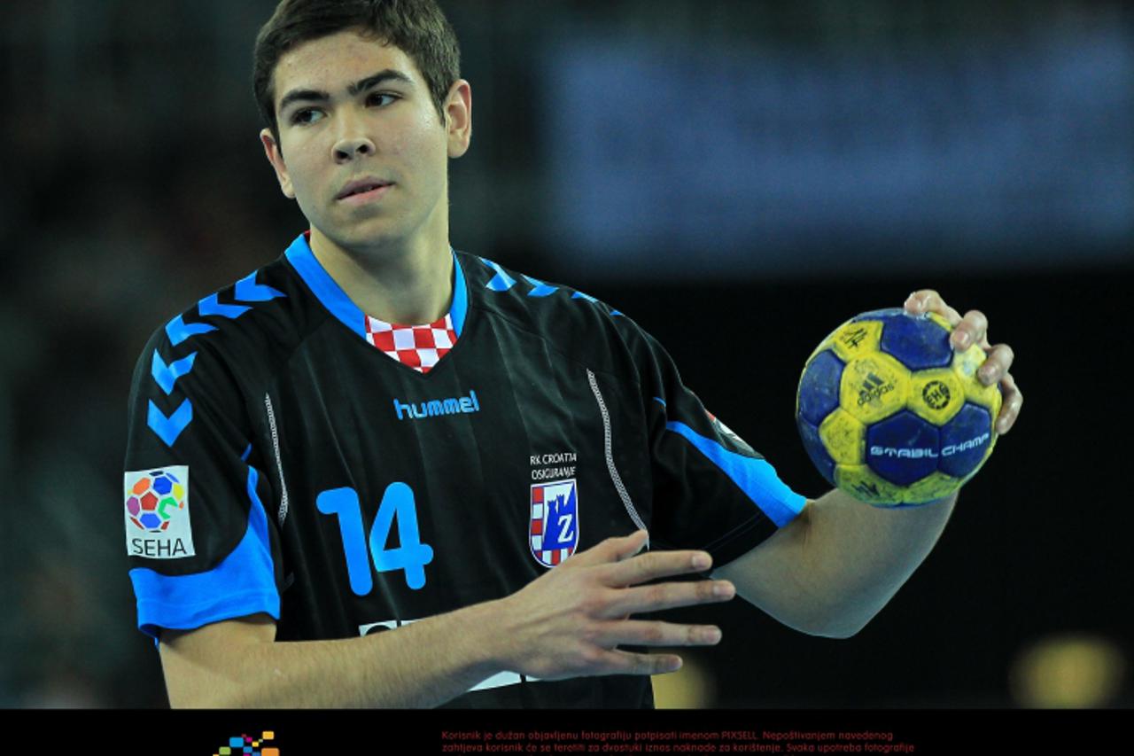 \'26.11.2011., Zagreb - Rukometna liga prvaka, grupa A, RK Croatia Osiguranje Zagreb - Chambery Savoie HB. Luka Sebelic. Photo: Antonio Bronic/PIXSELL\'