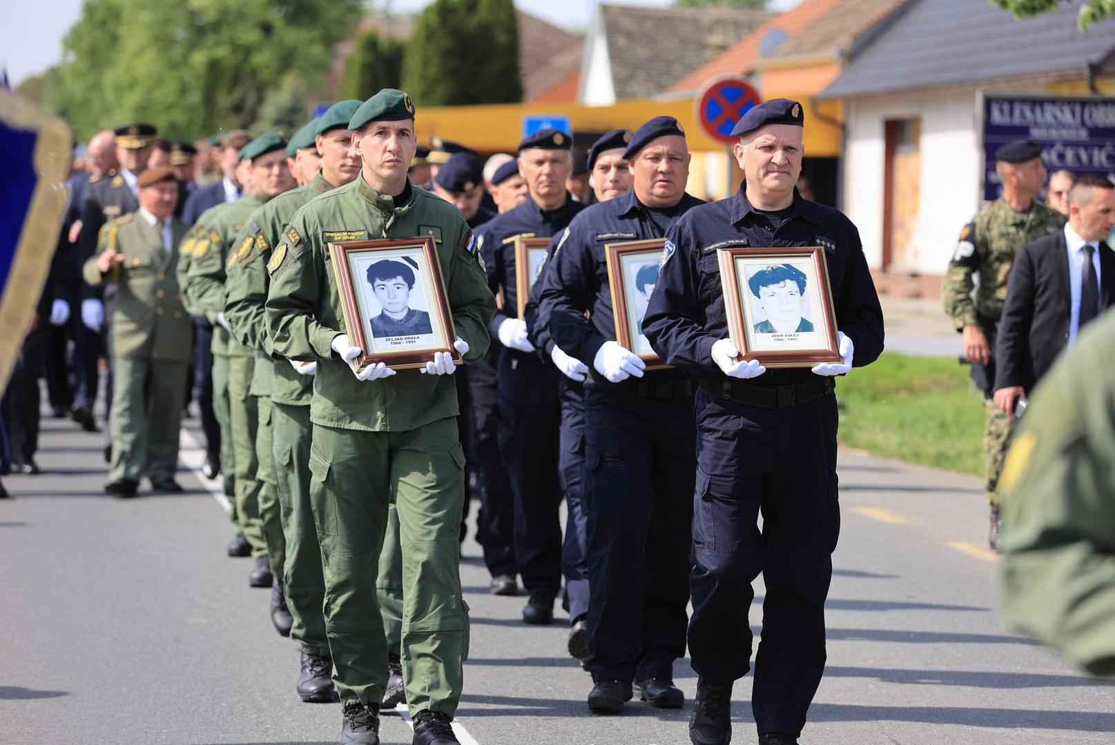 02.05.2022., Borovo - Obiljezavanje 31. obljetnice stradavanja dvanaestorice hrvatskih redarstvenika - Memorijal 12 redarstvenika.
  Photo: Davor Javorovic/PIXSELL