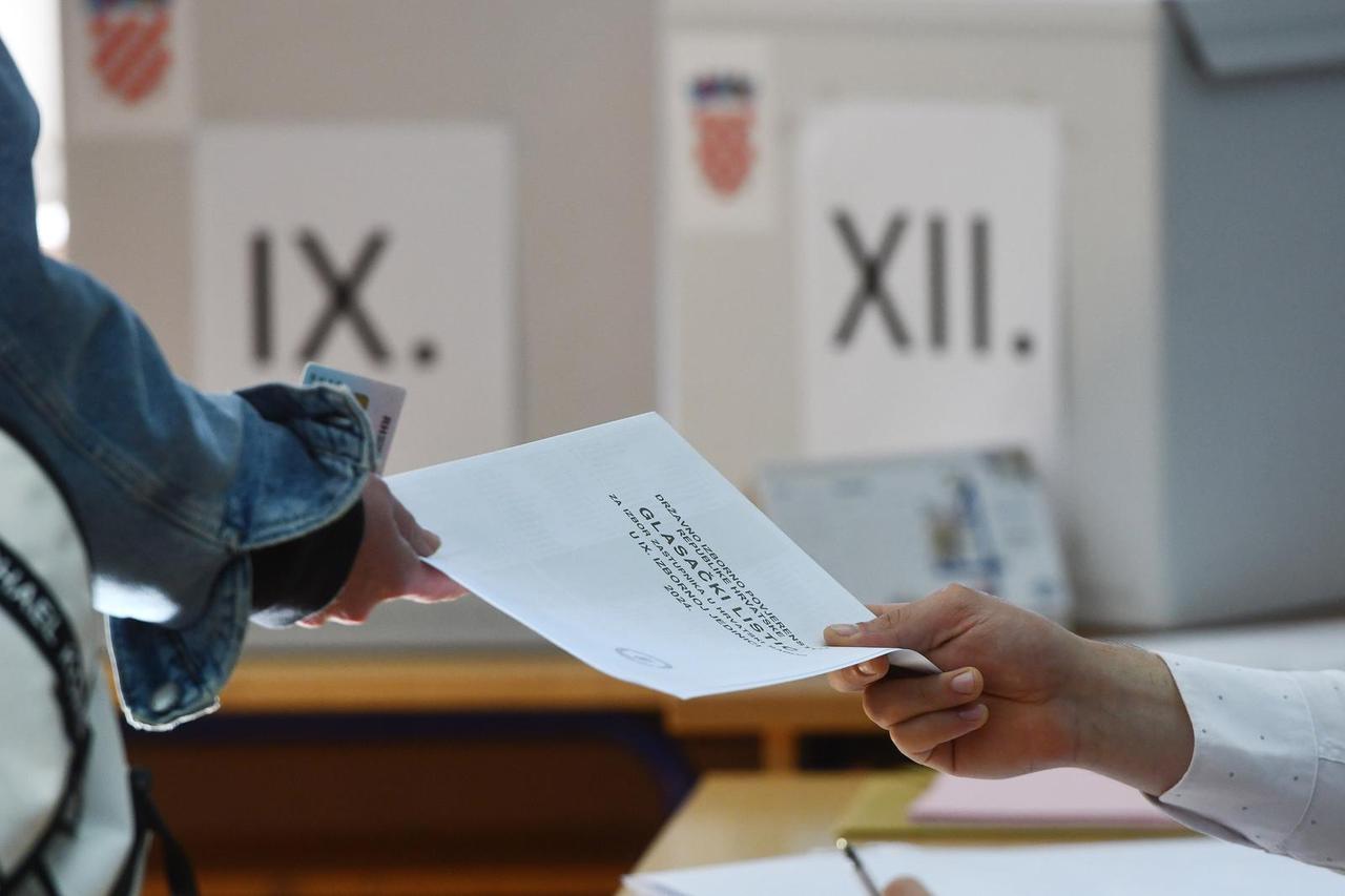 Sibenik: DIP je objavio izlaznost na izborima do 11.30 sati, izaslo je 24,18 posto biraca