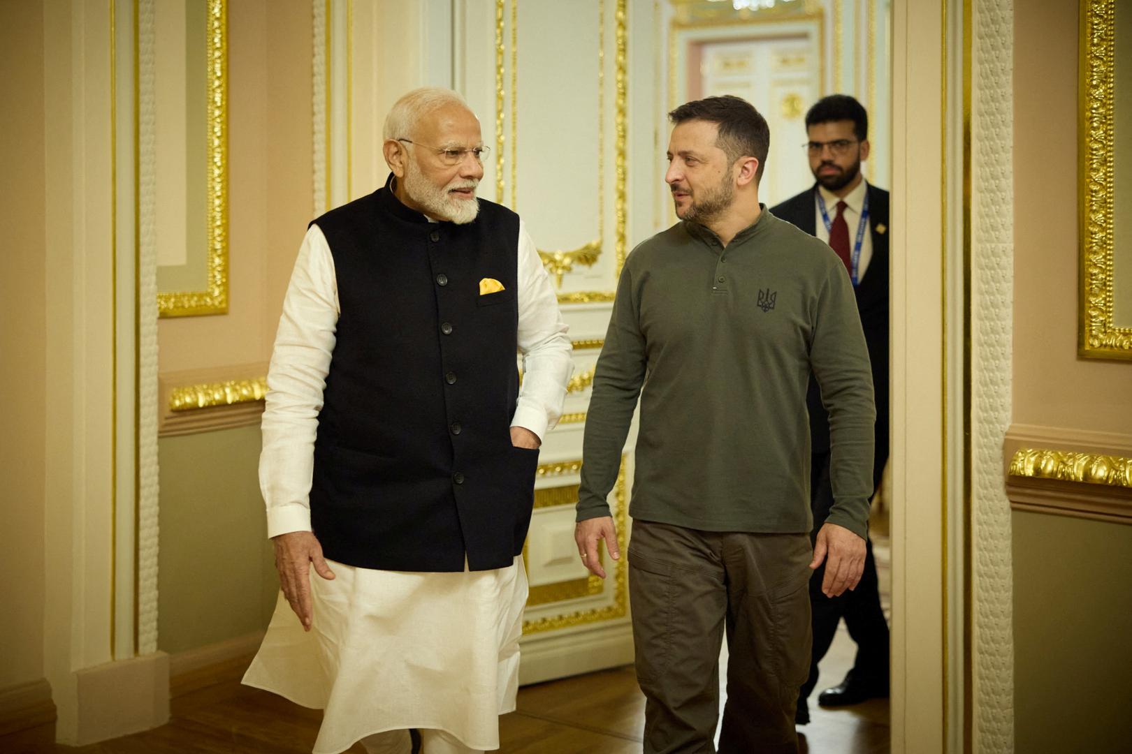 Ukraine's President Volodymyr Zelenskiy and India's Prime Minister Narendra Modi walk before their meeting, amid Russia's attack on Ukraine, in Kyiv, Ukraine August 23, 2024. Ukrainian Presidential Press Service/Handout via REUTERS ATTENTION EDITORS - THIS IMAGE HAS BEEN SUPPLIED BY A THIRD PARTY. Photo: Ukrainian Presidential Press Ser/REUTERS