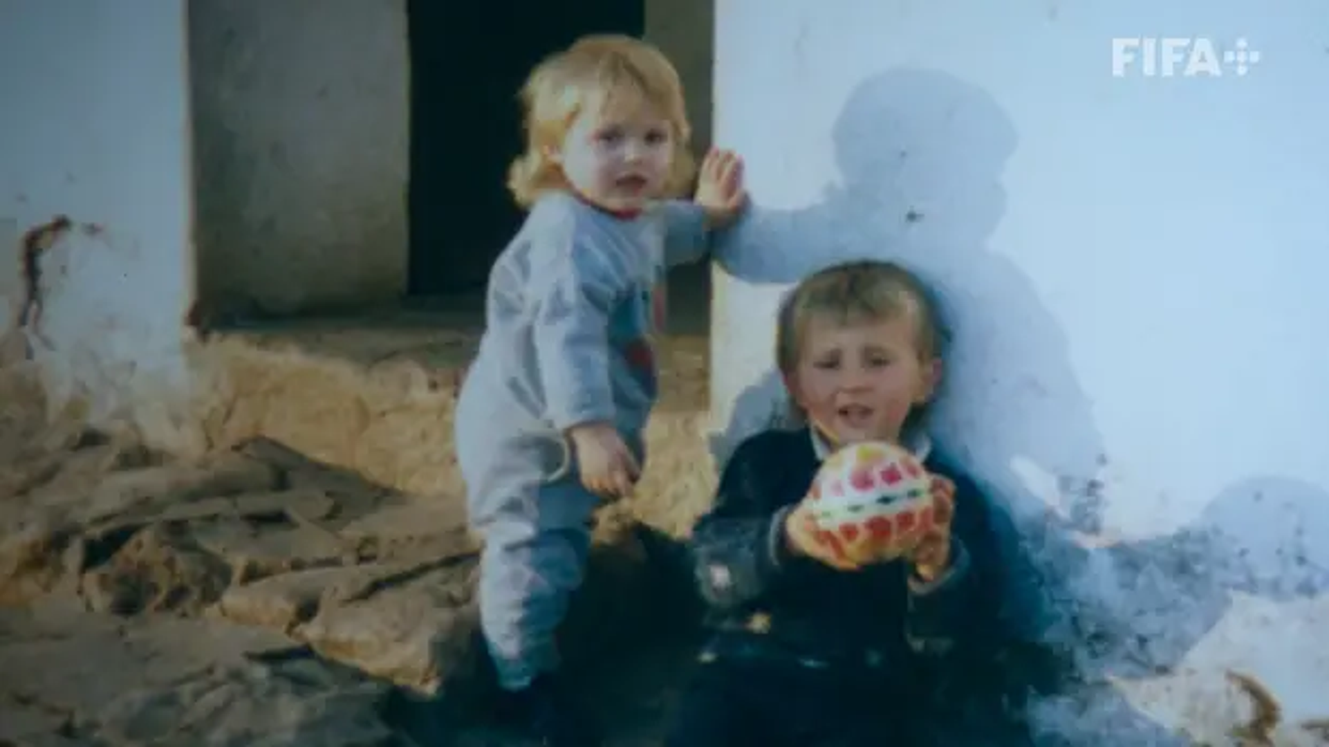 Modrić je rođen u Zadru 9. rujna 1985. godine. Prvih pet godina života proveo je u malom selu Modrići kraj Obrovca. U narodu se pričalo da su jedini koji tamo mogu živjeti poskoci i – Modrići. Ime je dobio po djedu Luki koji je po zanimanju bio cestar.