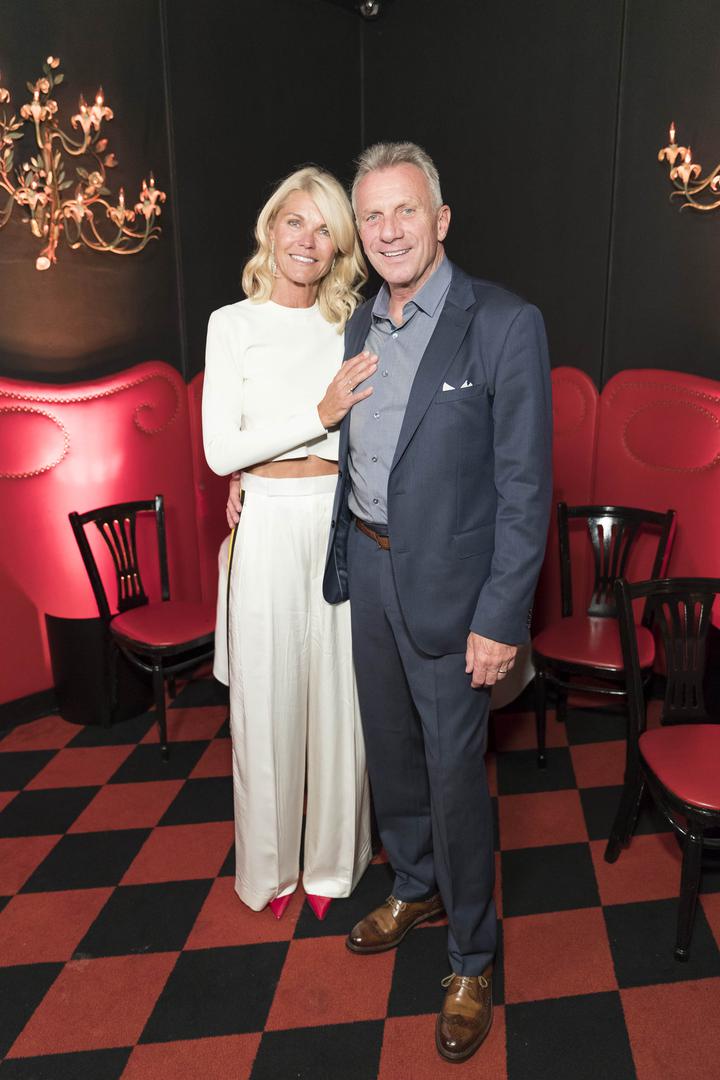 Bring Change to Mind's Annual Revels and Revelations Glenn Close, Billy Crystal, Idina Menzel and others help raise funds for Closes's Bring Change to Mind Foundation

Featuring: Jennifer Montana, Joe Montana
Where: San Francisco, California, United States
When: 19 Oct 2017
Credit: Drew Altizer/WENN.com

**Permission Required, Credit Required** DA5 /WENN/PIXSELL/WENN/PIXSELL/WENN/PIXSELL