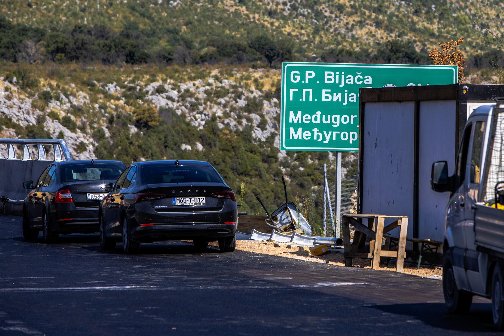 ''Rezultati ispitivanja pokazali su da se most ponaša u skladu s projektnim uvjetima. Poslije ovoga slijedi tehnički prijem koji će dati rezultate takve da se može most pustiti u promet, odnosno poslije toga će se dobiti upotrebna dozvola", kazao je Ismet Hajduk, glavni inženjer za mostove i objekte na dionici Počitelj – Zvirovići. 