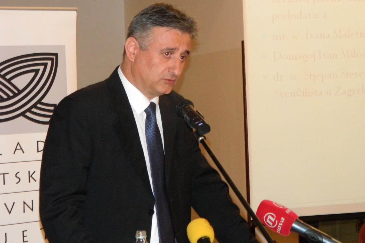 Karamarko u Vukovaru (1)