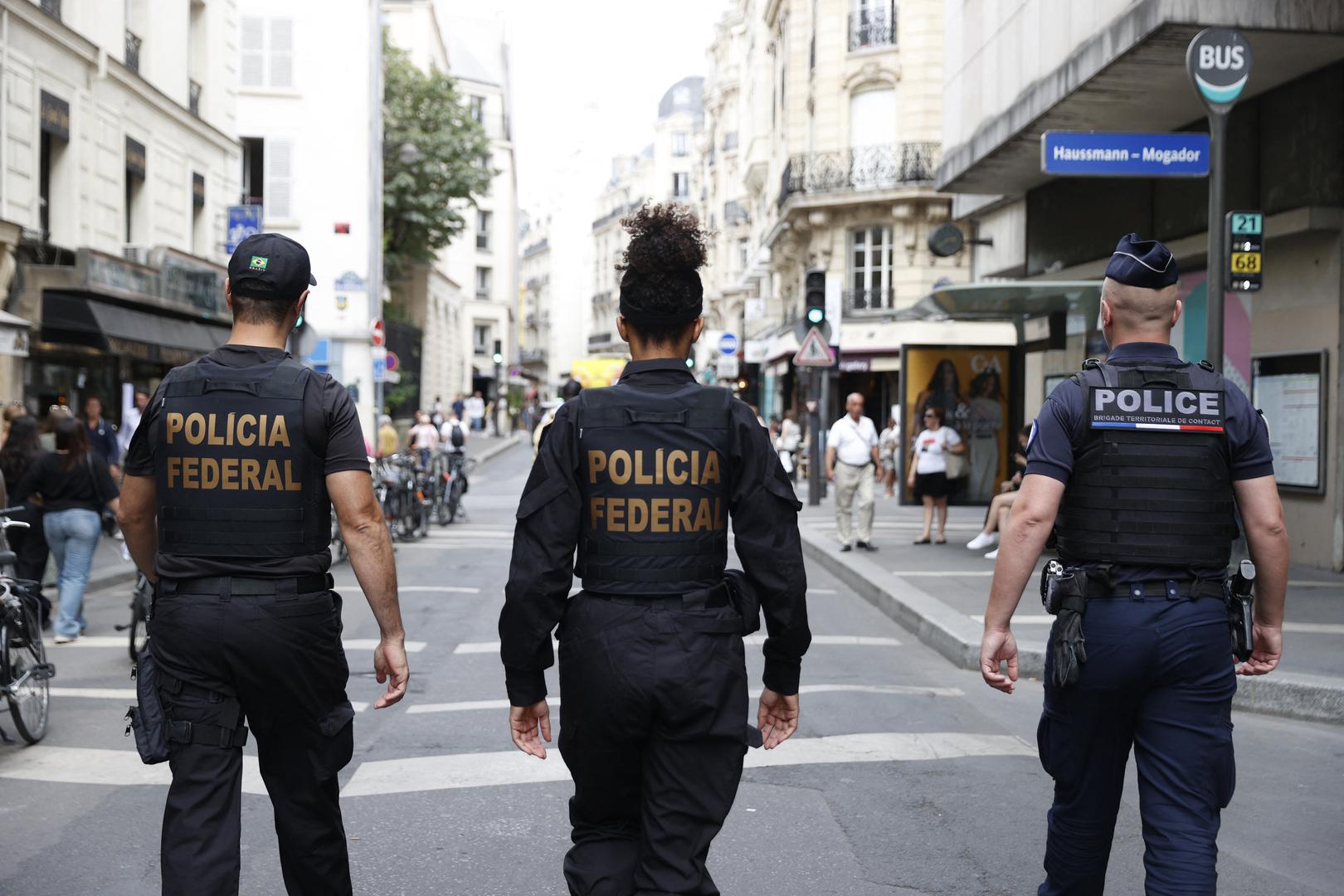 Paris 2024 Olympics - Paris 2024 Olympics Preview - Paris, France - July 22, 2024 Police officers from France and Brazil are pictured on patrol in Paris, ahead of the Paris 2024 Olympics REUTERS/Abdul Saboor Photo: ABDUL SABOOR/REUTERS