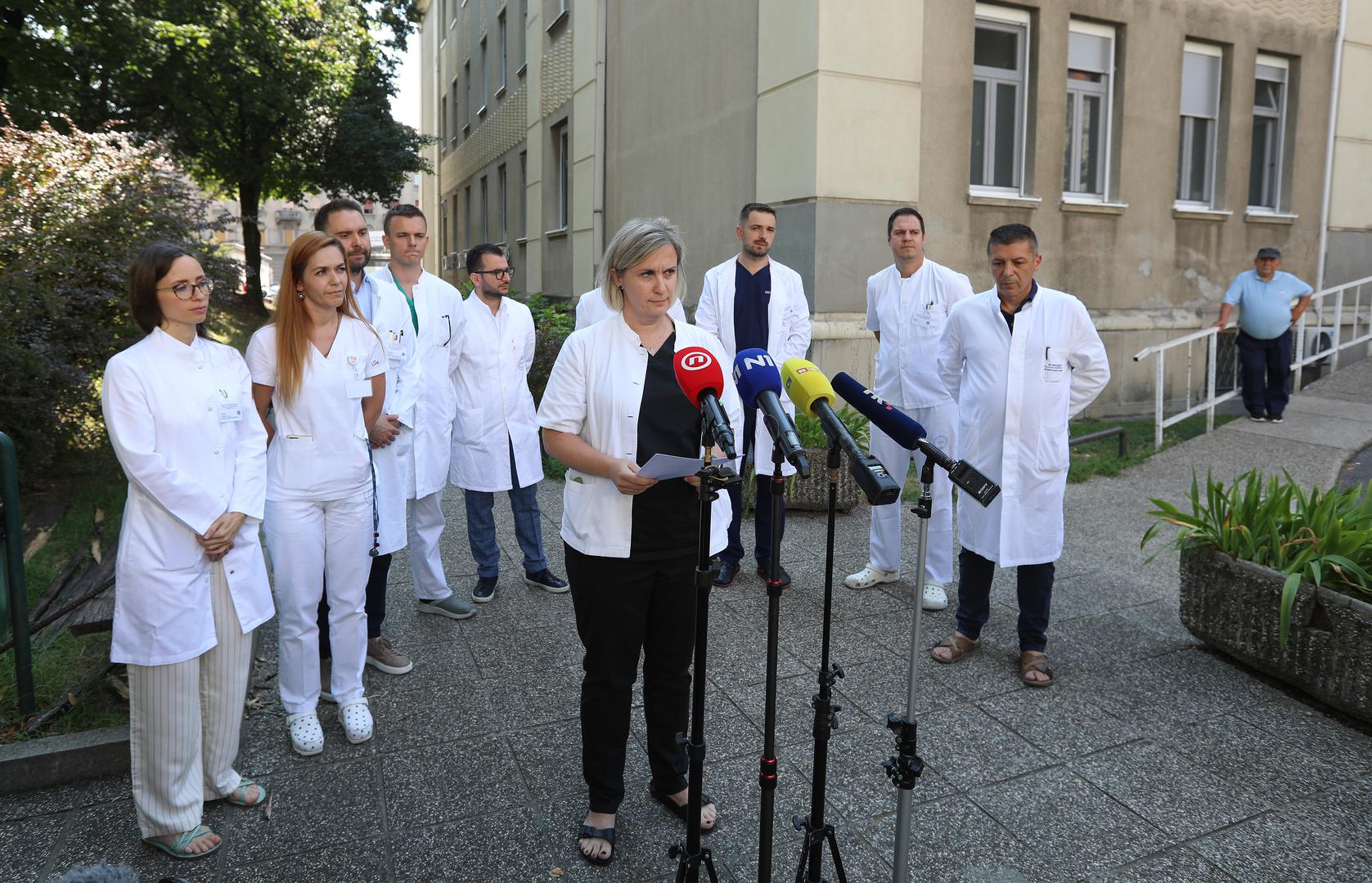 25.07.2024.,Zagreb, Traumatoloska bolnica, konferencija za medije na kojoj je istupilo 17 lijecnika zaposlenih u Klinici za traumatologiju koji se tjednima bore za dostojanstven rad i tretman. Na konferenciji za medije javno su istupili oko svih objeda i neistina koje o njima siri sada vec bivsi Predstojnik Klinike za traumatologiju dr. Vidovic. U ime lijecnika medijima se obratila dr. Ana Cizmic.    Photo: Robert Anic/PIXSELL