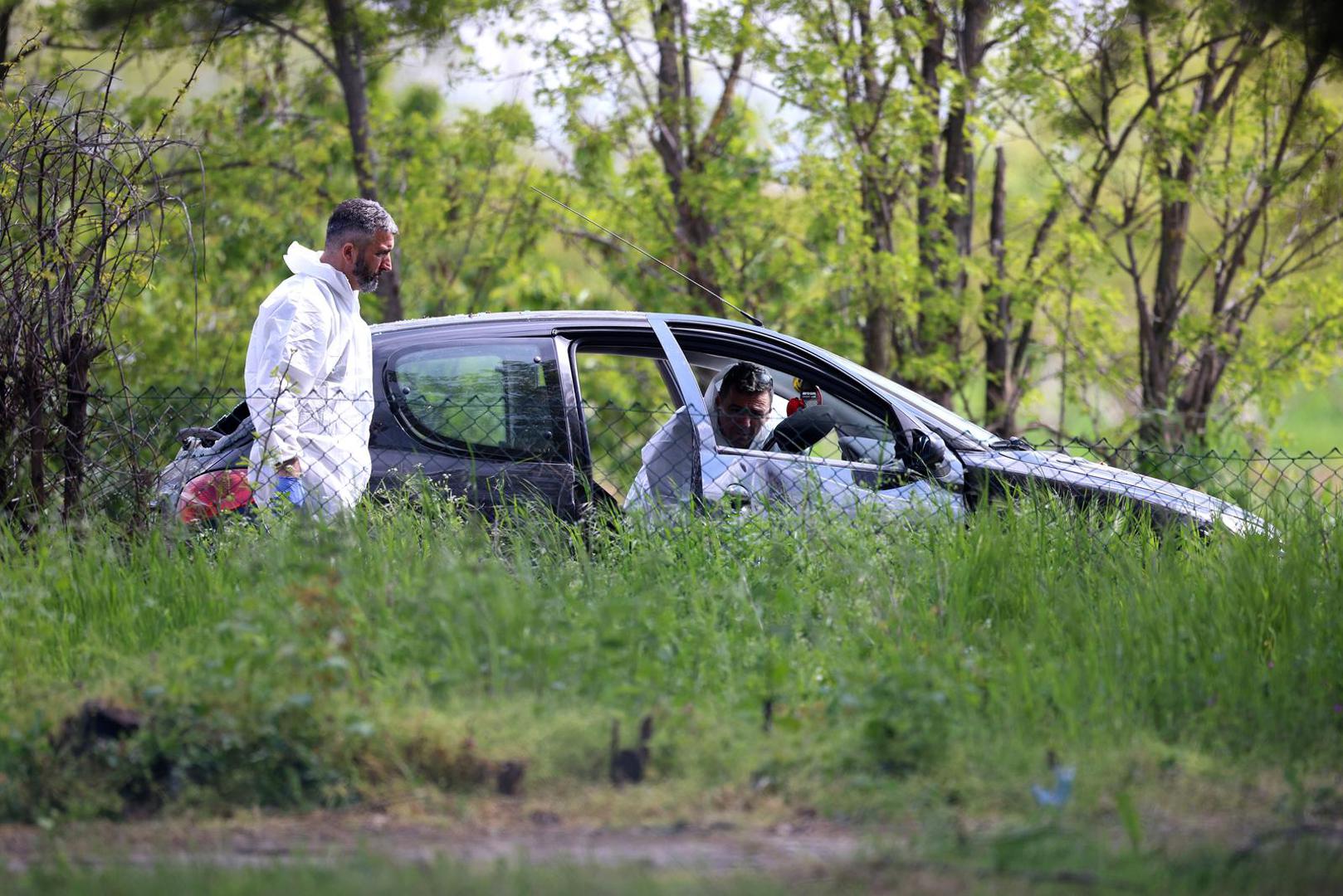 05.05.2023., Dubona, Srbija - Policijski ocevidu selu Dubona kod Mladenovca gdje je sinoc doslo do pucnjave u kojoj je ubijeno osmero ljudi, a ranjeno ih je najmanje 15. Policija je pokrenula akciju "Vihor" i na teren poslala sve raspolozive snage. Photo: Armin Durgut/PIXSELL