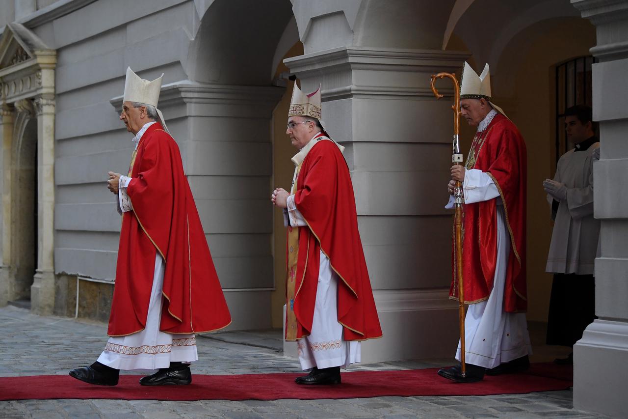 Novi apostolski nuncij nadbiskup Giorgio Lingua predvodio euharistijsko slavlje