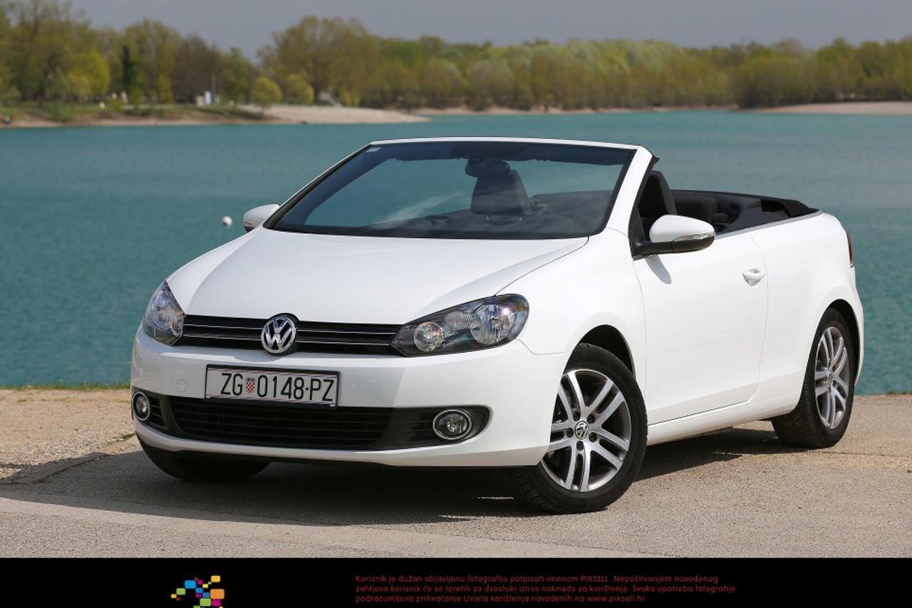 Volkswagen Golf Cabriolet 1,2 TSI (1)