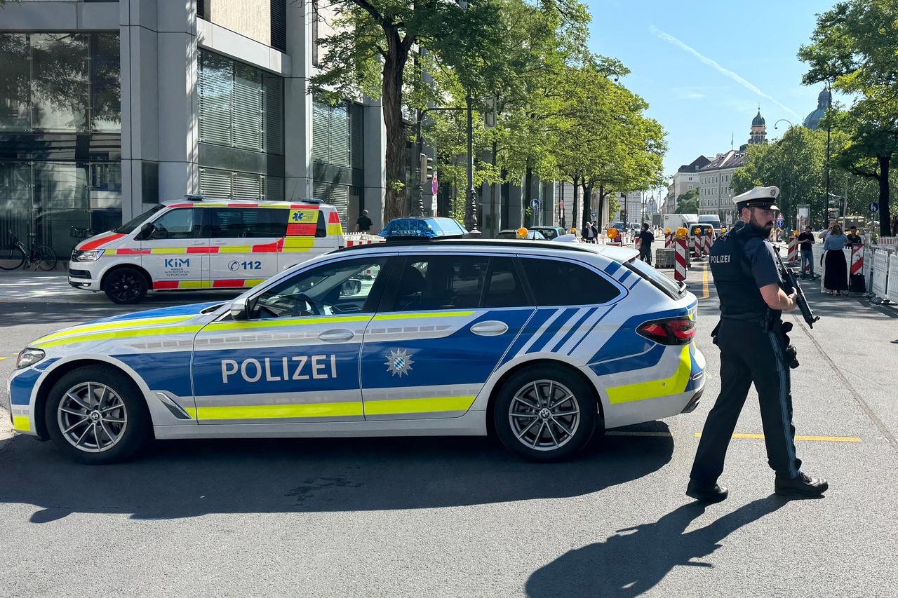 German police shoot suspect near Israeli consulate in Munich