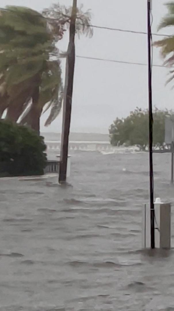 A general view of heavy rains and flooding, caused by Hurricane Idalia, in Tampa Bay, Florida, U.S. August 30, 2023, in this screen grab taken from a social media video. @lizpalmer44 via X/via REUTERS  THIS IMAGE HAS BEEN SUPPLIED BY A THIRD PARTY. MANDATORY CREDIT. NO RESALES. NO ARCHIVES. Photo: @LIZPALMER44 VIA X/REUTERS