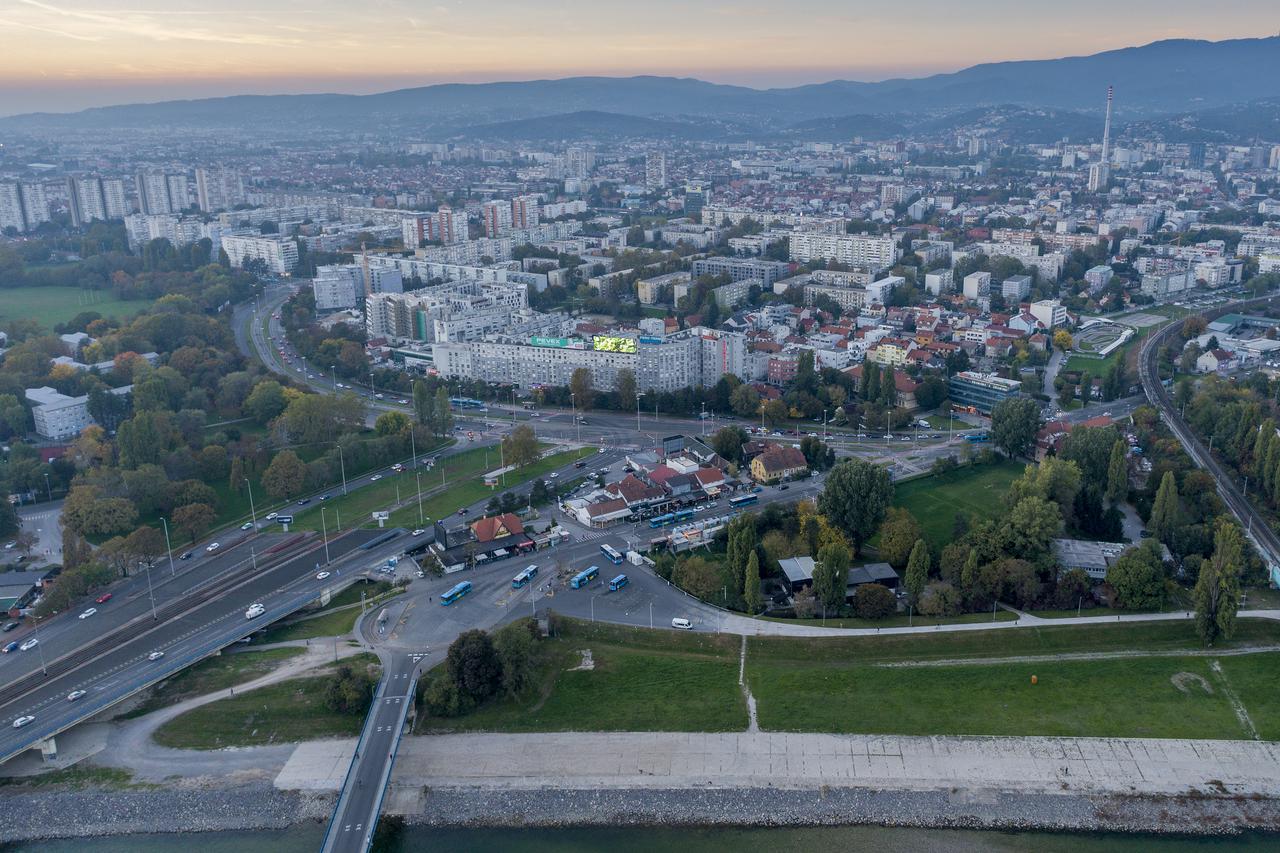 Zagreb: Pogled iz zraka na naselje Knežija