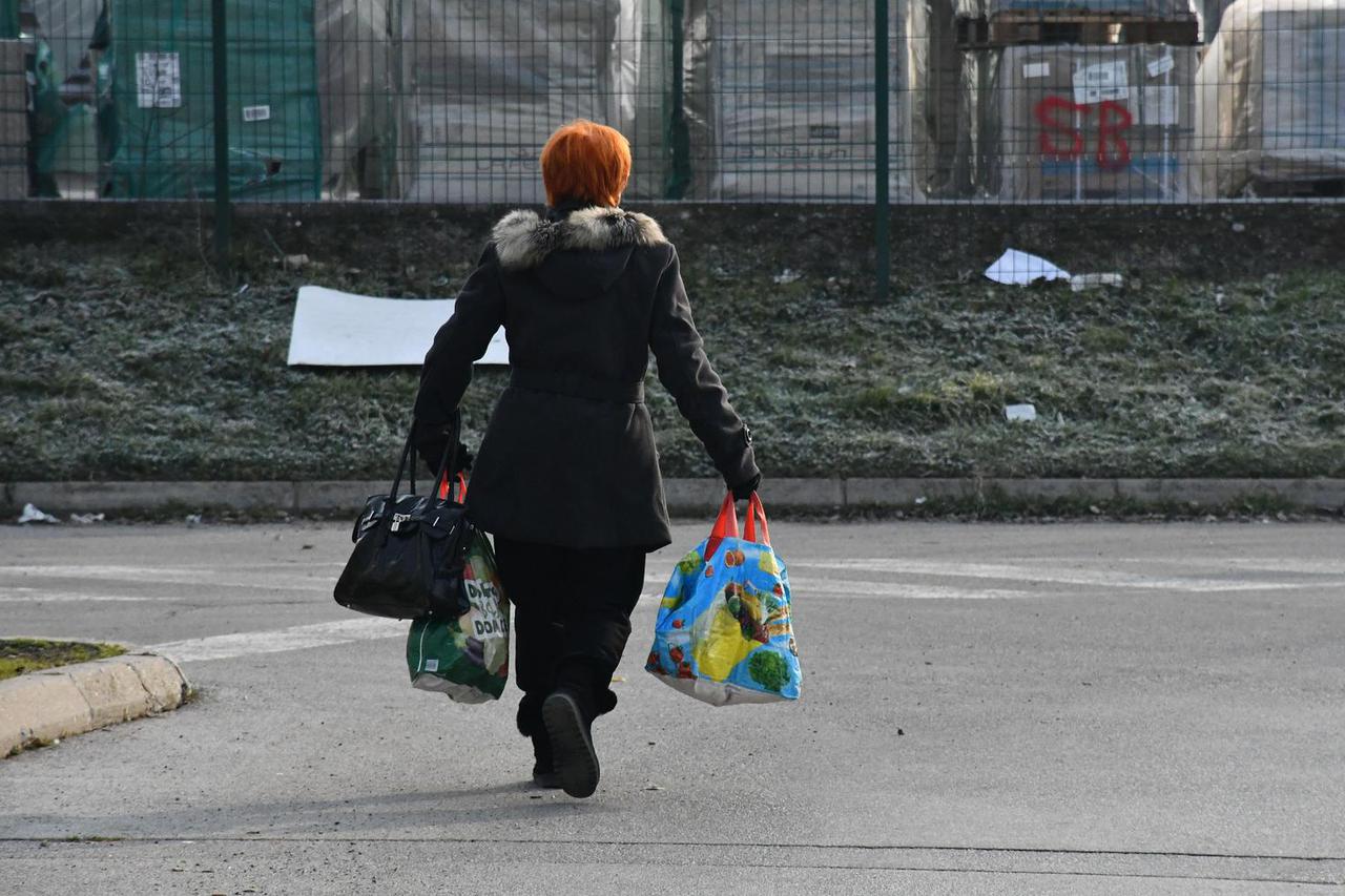 Slavonski Brod: U trgovinama znatno manje kupaca tijekom trećeg općeg bojkota kupovine