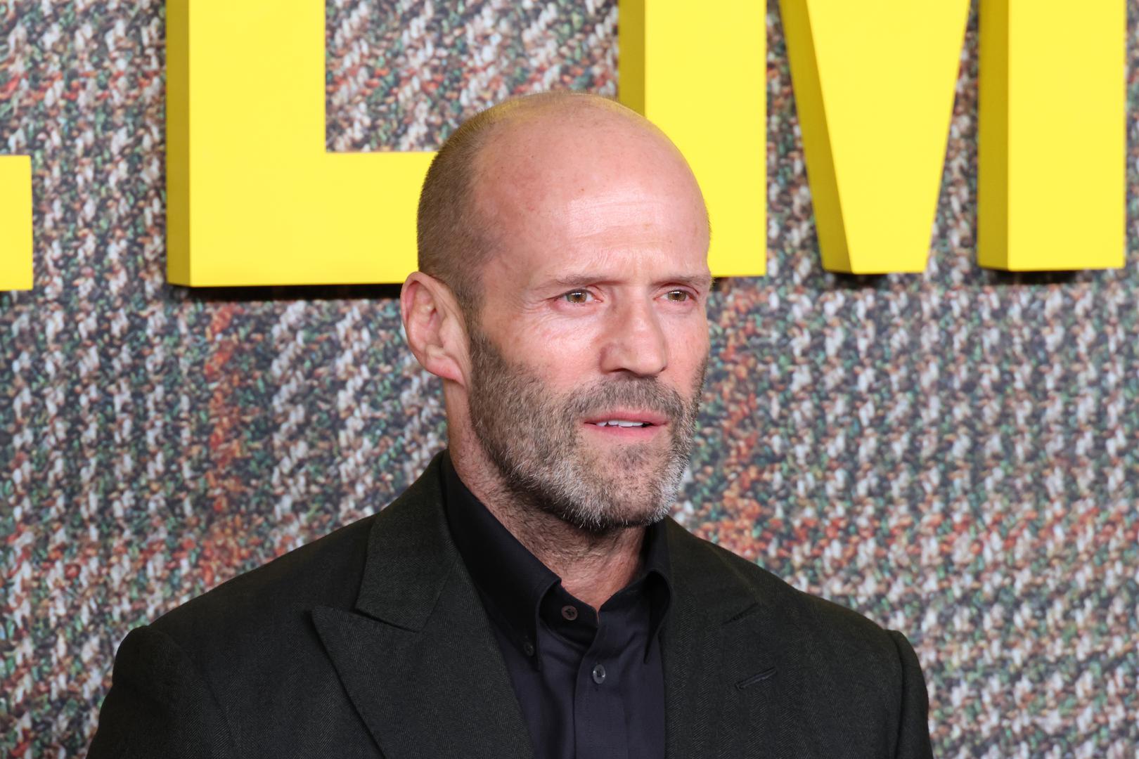 Britanski glumac Jason Statham, poznat po svojim ulogama u serijama filmova "Transporter" i "Plaćenici", bio je skakač u vodu i predstavljao je Veliku Britaniju na Igrama Commonwealtha 1991. godine.