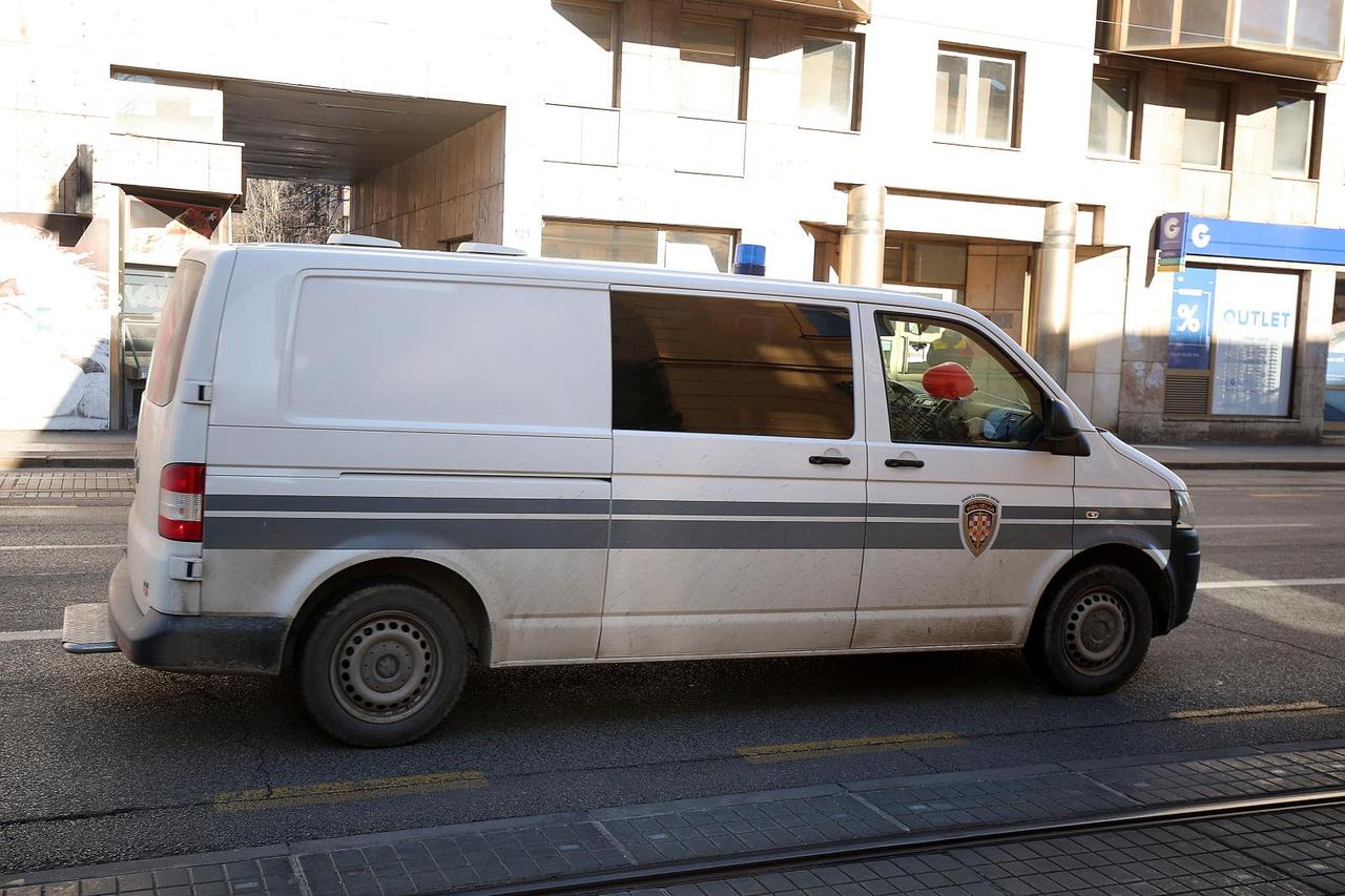 Milenko Bašić i Dragan Stipić, osumnjičeni u aferi Vjetroelektarne dolaze u zgradu USKOK-a