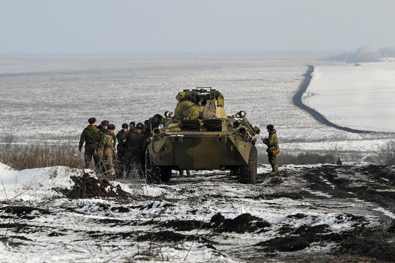 Russian service members hold drills in the Rostov region