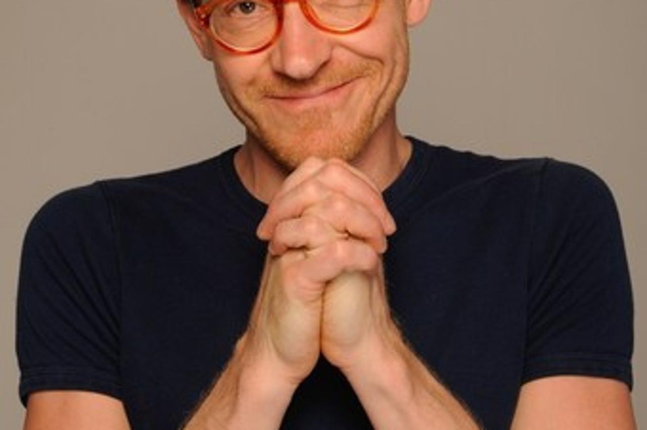 'NEW YORK - APRIL 27:  Director Cyrus Frisch attends the Tribeca Film Festival 2009 portrait studio at DIRECTV Tribeca Press Center on April 27, 2009 in New York City.  (Photo by Larry Busacca/Getty I