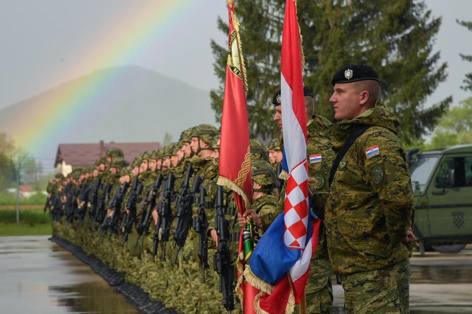 Svečani ispraćaj satnije HRVCON-a u NATO operaciju KFOR u Republiku Kosovo