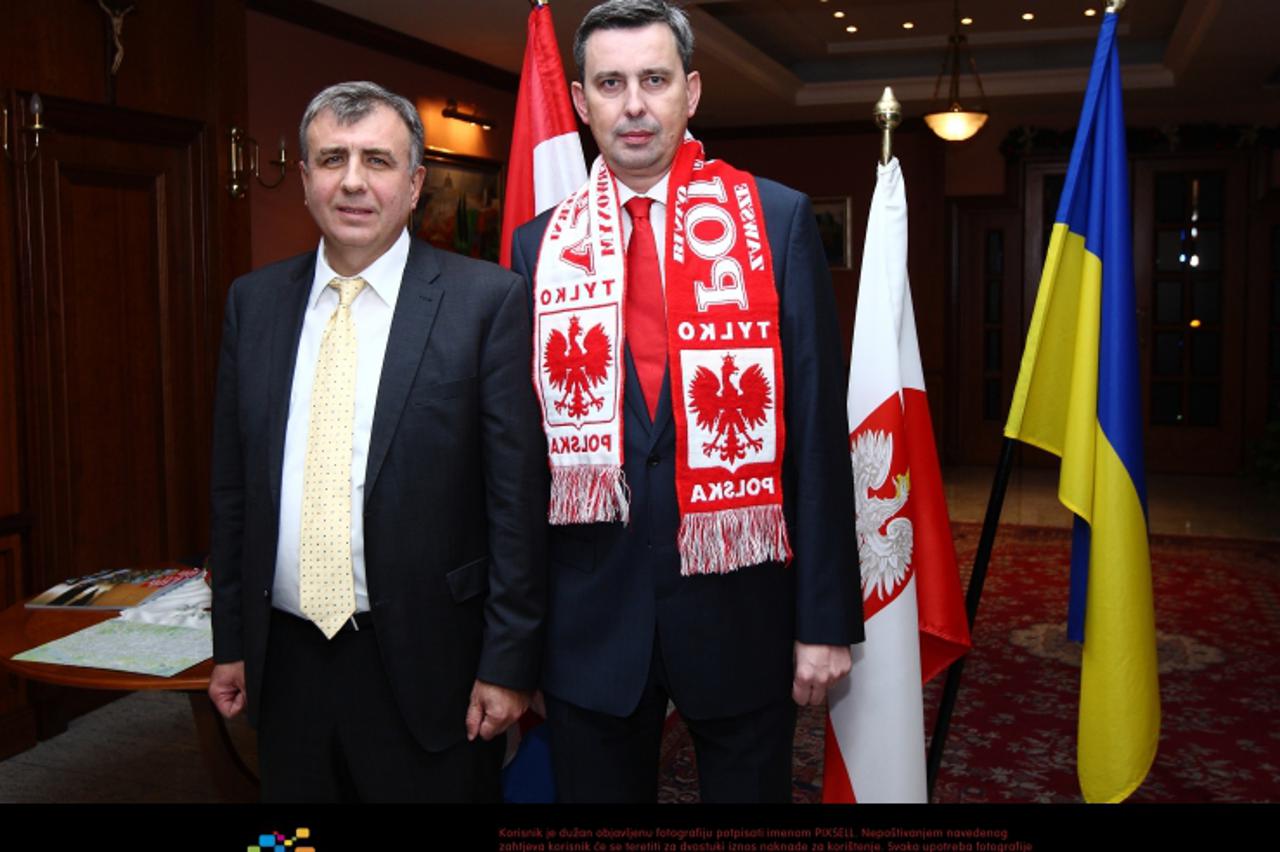 '02.12.2011., Zagreb - Wieslaw Tarka i Aleksandar Levcenko, veleposlanici Poljske i Ukrajine organizirali su u hotelu As svecanu veceru povodom  izvlacenja zdrijeba za europsko nogometno prvenstvo EUR