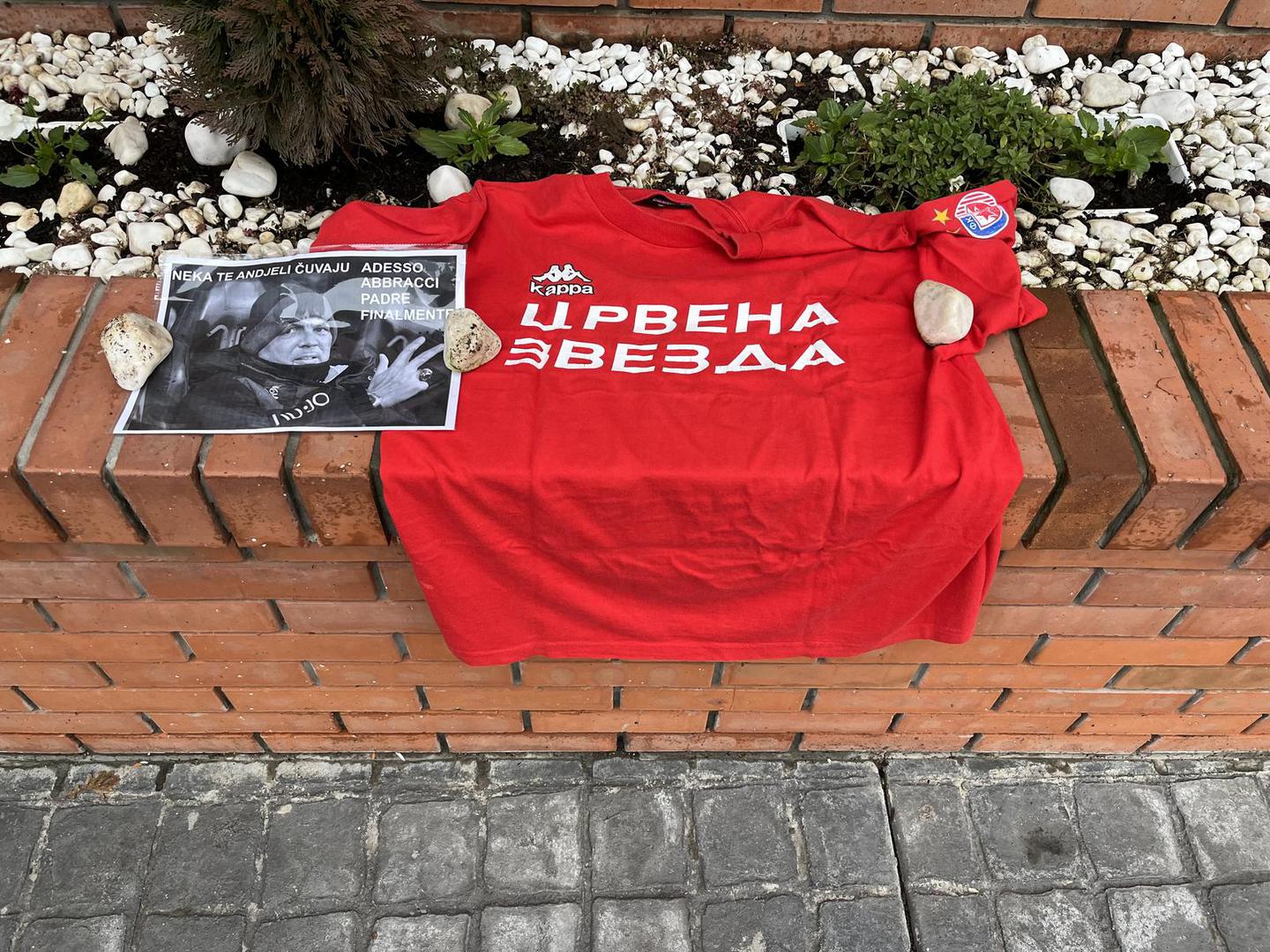 17, December, 2022, Belgrade - The book of mourning on the occasion of the death of Sinisa Mihajlovic was opened in the Red Star FC Museum.    

17, decembar, 2022, Beograd - Knjiga zalosti povodom smrti Sinise Mihajlovica otvorena je u Muzeju FK Crvena zvezda.     Photo: M.M./ATAImages/PIXSELL