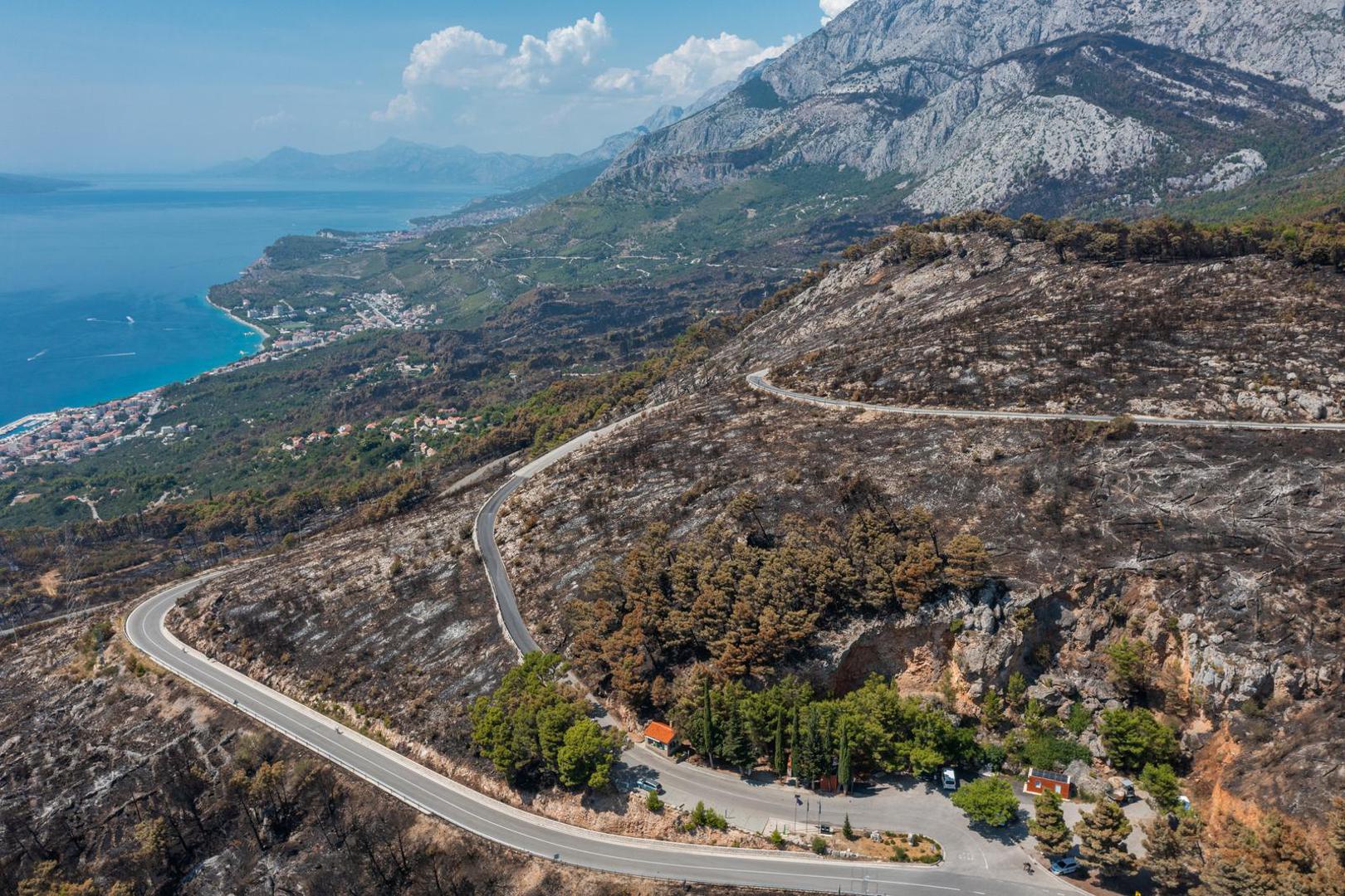 03.08.2024. Gornje Tucepi
Fotografije iz zraka opožarenog podrucja od Tucepi do Gornje Podgore i Parka prirode Biokovo. Photo: Matko Begovic/PIXSELL