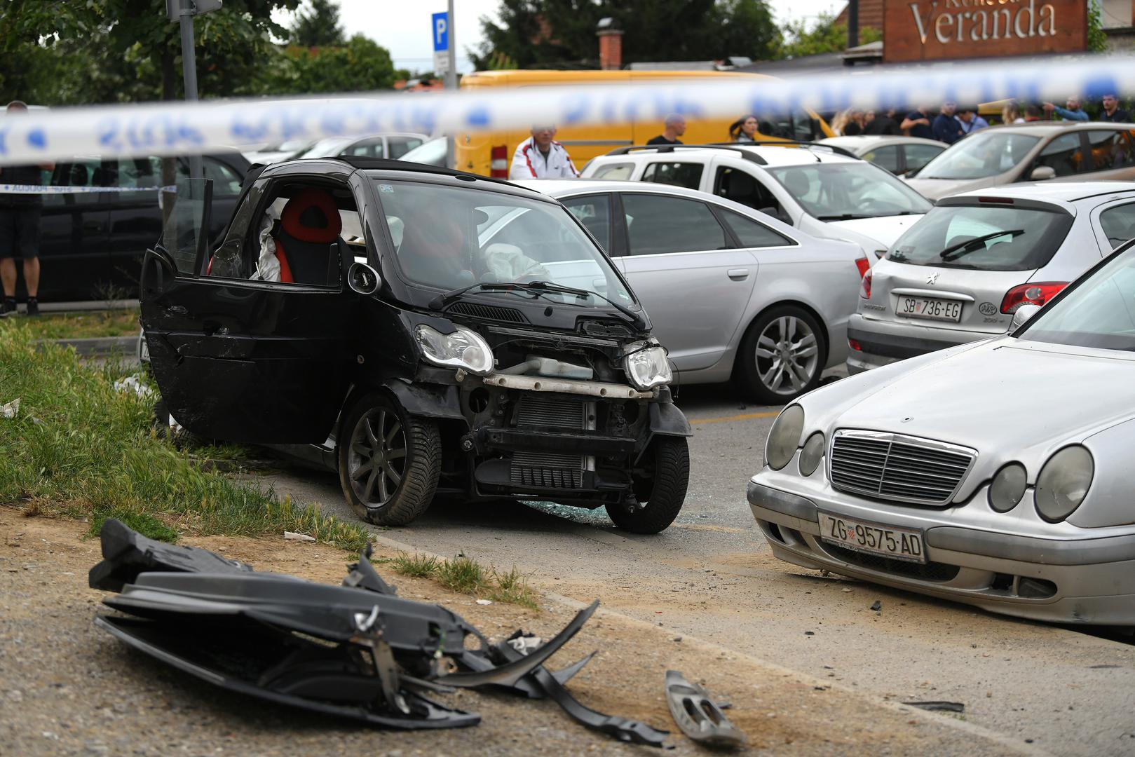 09.06.2022., Zagreb - U prometnoj nesreci u Kapucinskoj ulici u Dubravi ozlijedjeno je nekoliko osoba. Photo: Josip Regovic/PIXSELL