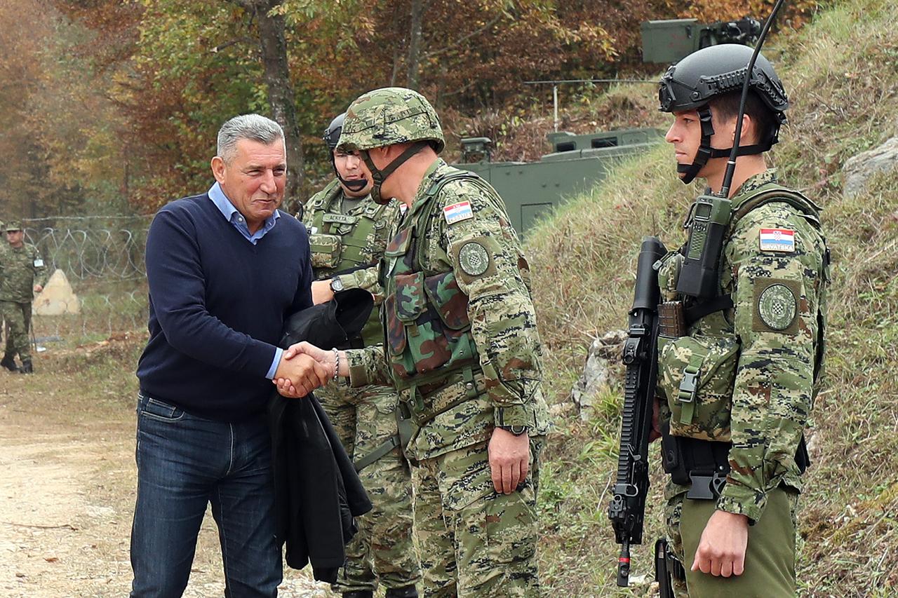 Gotovina, Markač i Krstičević nazočili vojnoj vježbi Velebit 18  Kategorije