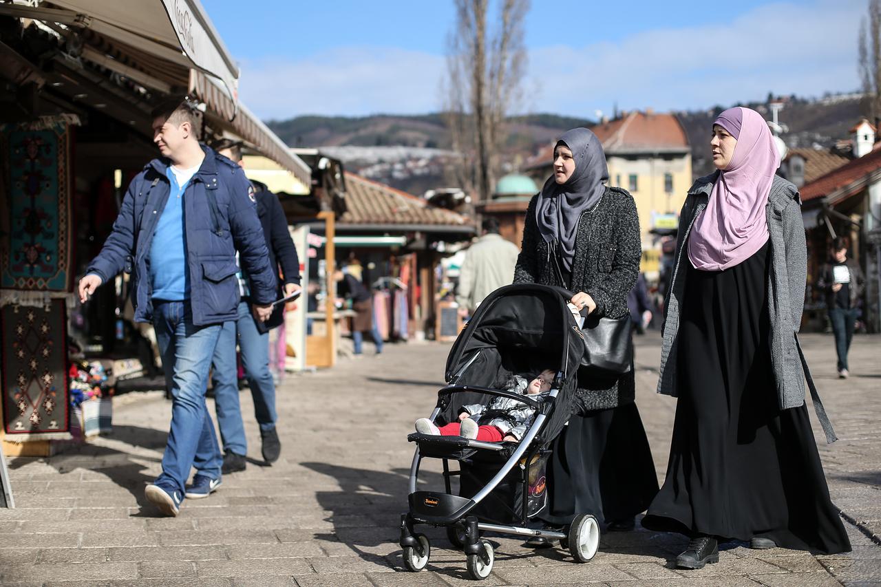 01.02.2016.,  Sarajevo -  Prizori zivota u Sarajevu.   Photo: Petar Glebov/PIXSELL