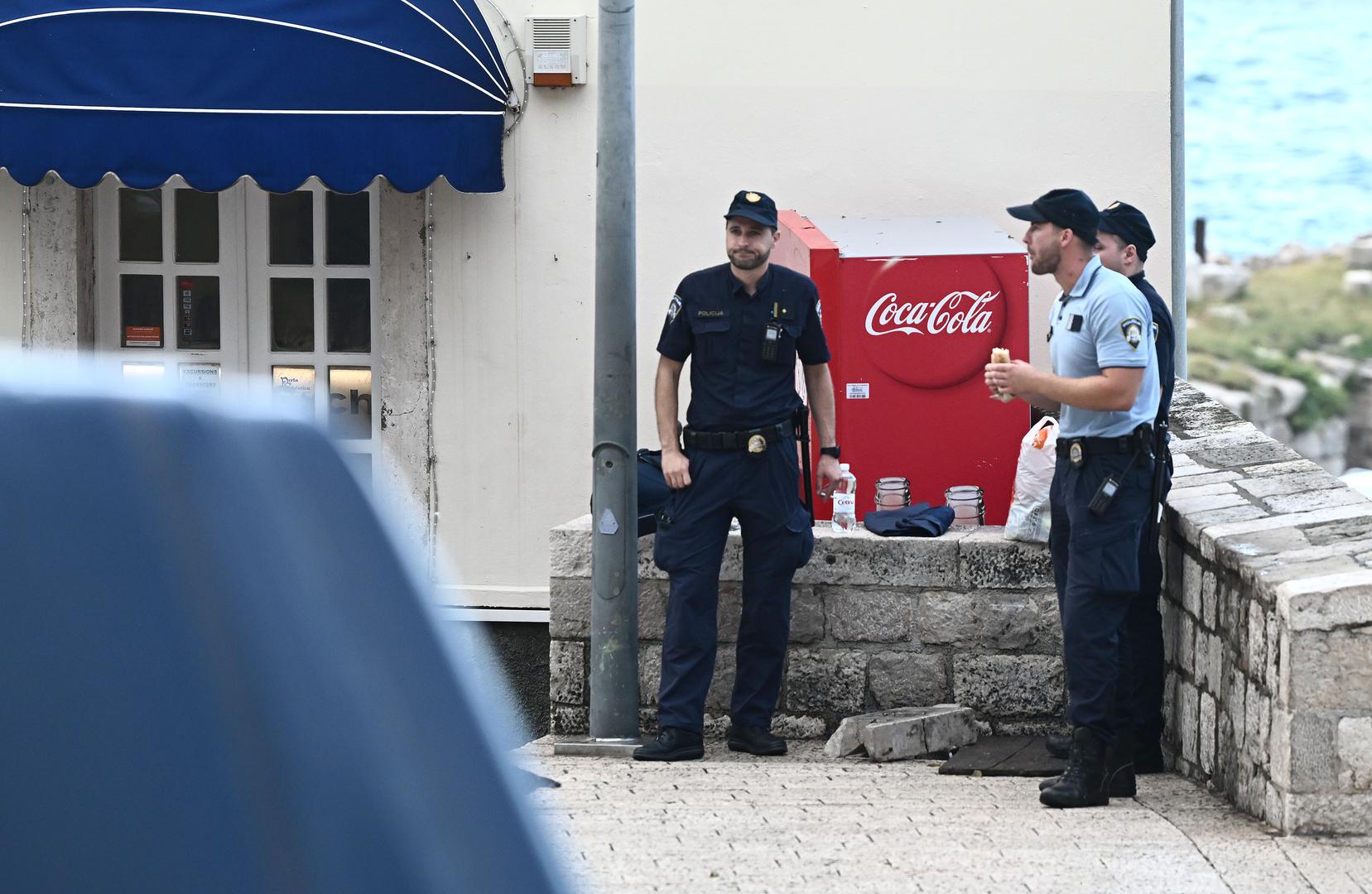 Najavljen je dolazak predsjednice Slovenije Nataše Pirc Musar, predsjednika Crne Gore Jakova Milatovića i predsjednice Kosova Vjose Osmani te petero premijera: grčkog Kiriakosa Micotakisa, bugarskog Dimitra Glavčeva, albanskog Edija Rame, sjevernomakedonskog Hristijana Mickoskog i predsjedateljice Vijeća ministara BiH Borjane Krišto. Hrvatski predsjednik Zoran Milanović na summit nije pozvan.