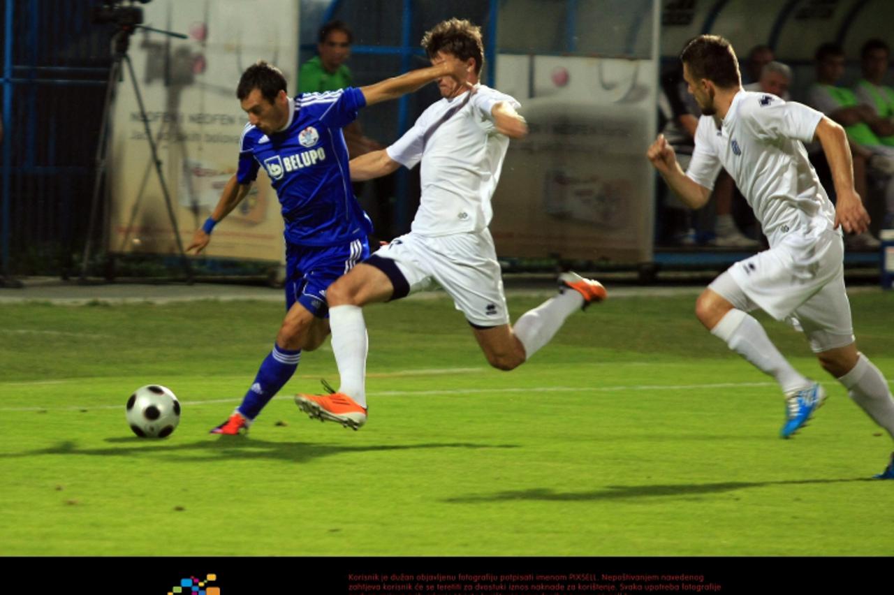 '27.08.2011., Gradski stadion, Koprivnica - 1. HNL, 6. kolo, Slaven Belupo - NK Karlovac.  Photo: Marijan Susenj/PIXSELL'