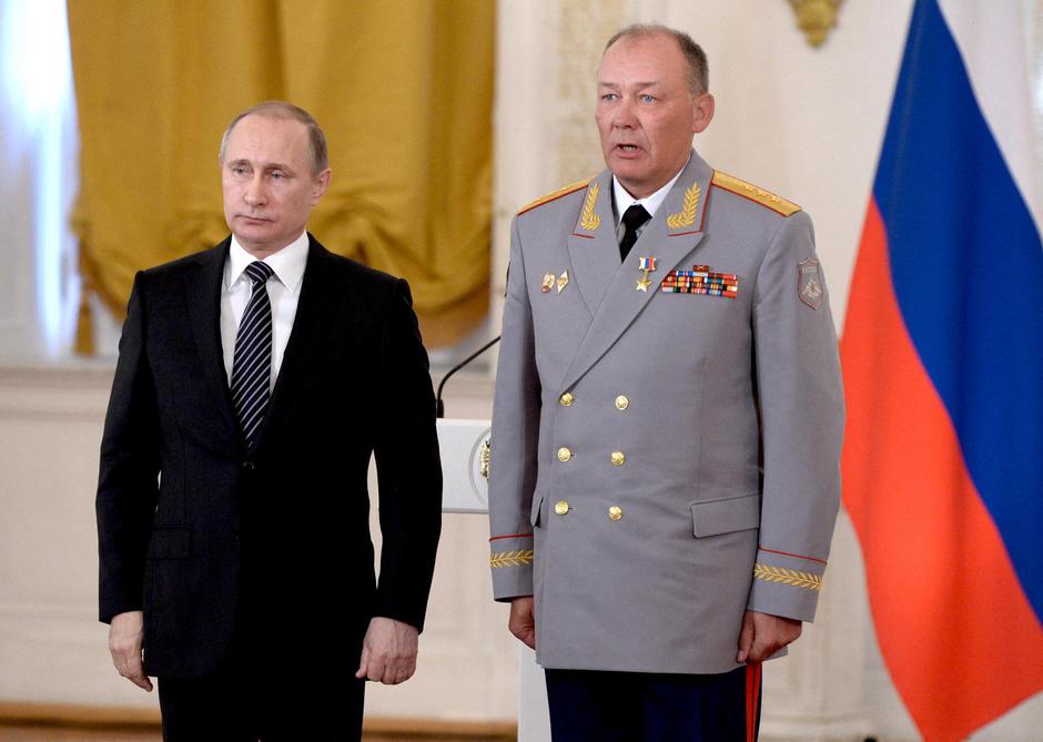 Russian President Putin awarded first deputy commander of the Central Military district, colonel-general Alexander Dvornikov in Moscow