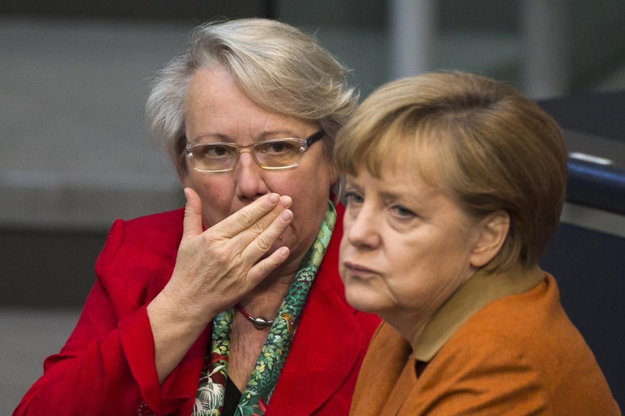 annette shavan,angela merkel